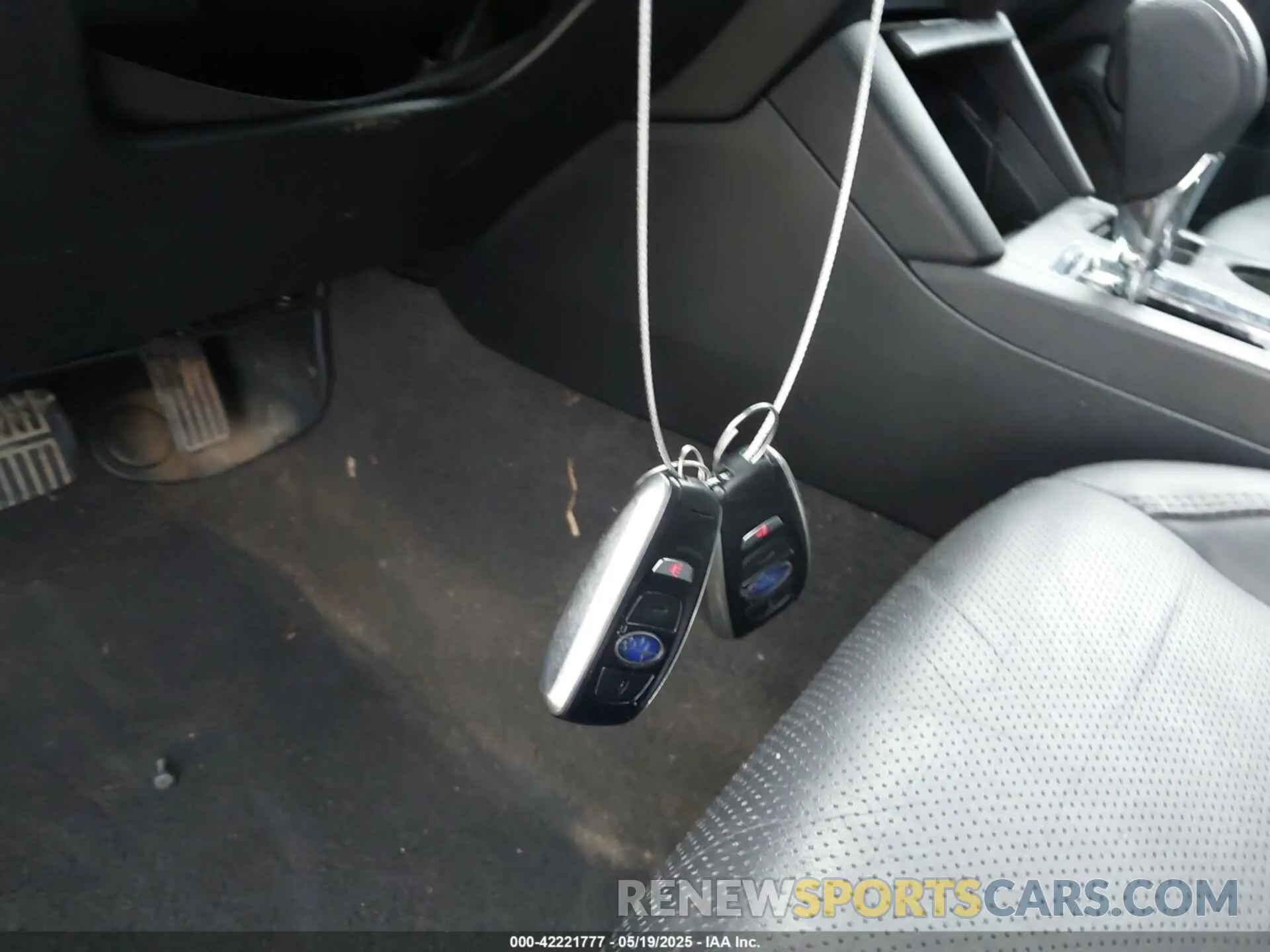 11 Photograph of a damaged car 4S4BSANC3K3338047 SUBARU OUTBACK 2019