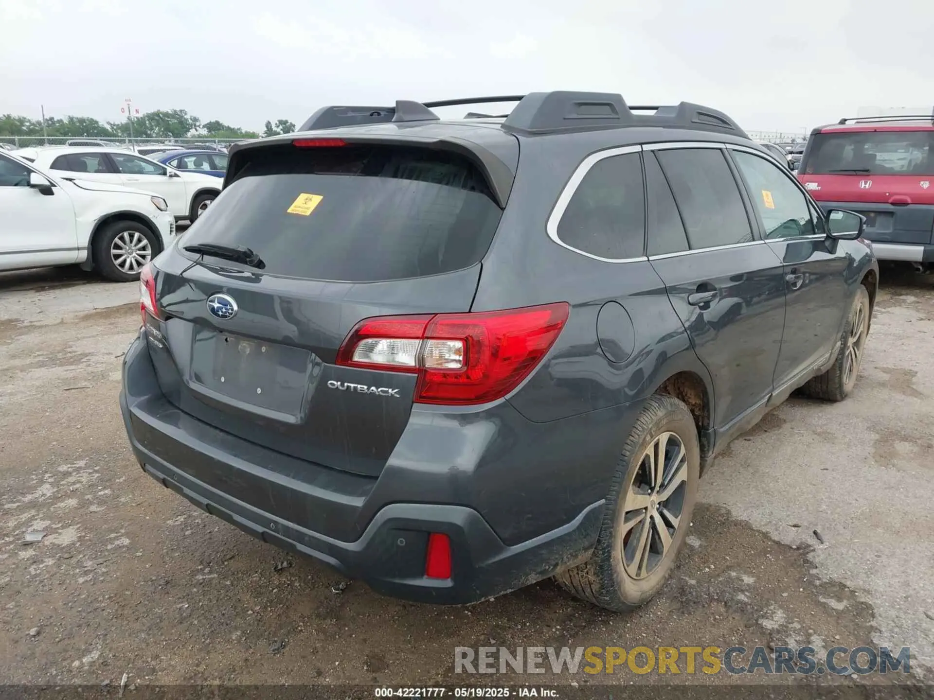 4 Photograph of a damaged car 4S4BSANC3K3338047 SUBARU OUTBACK 2019