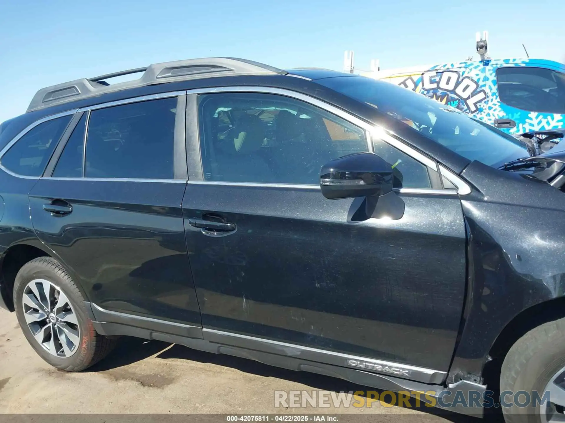 14 Photograph of a damaged car 4S4BSANC3K3358993 SUBARU OUTBACK 2019