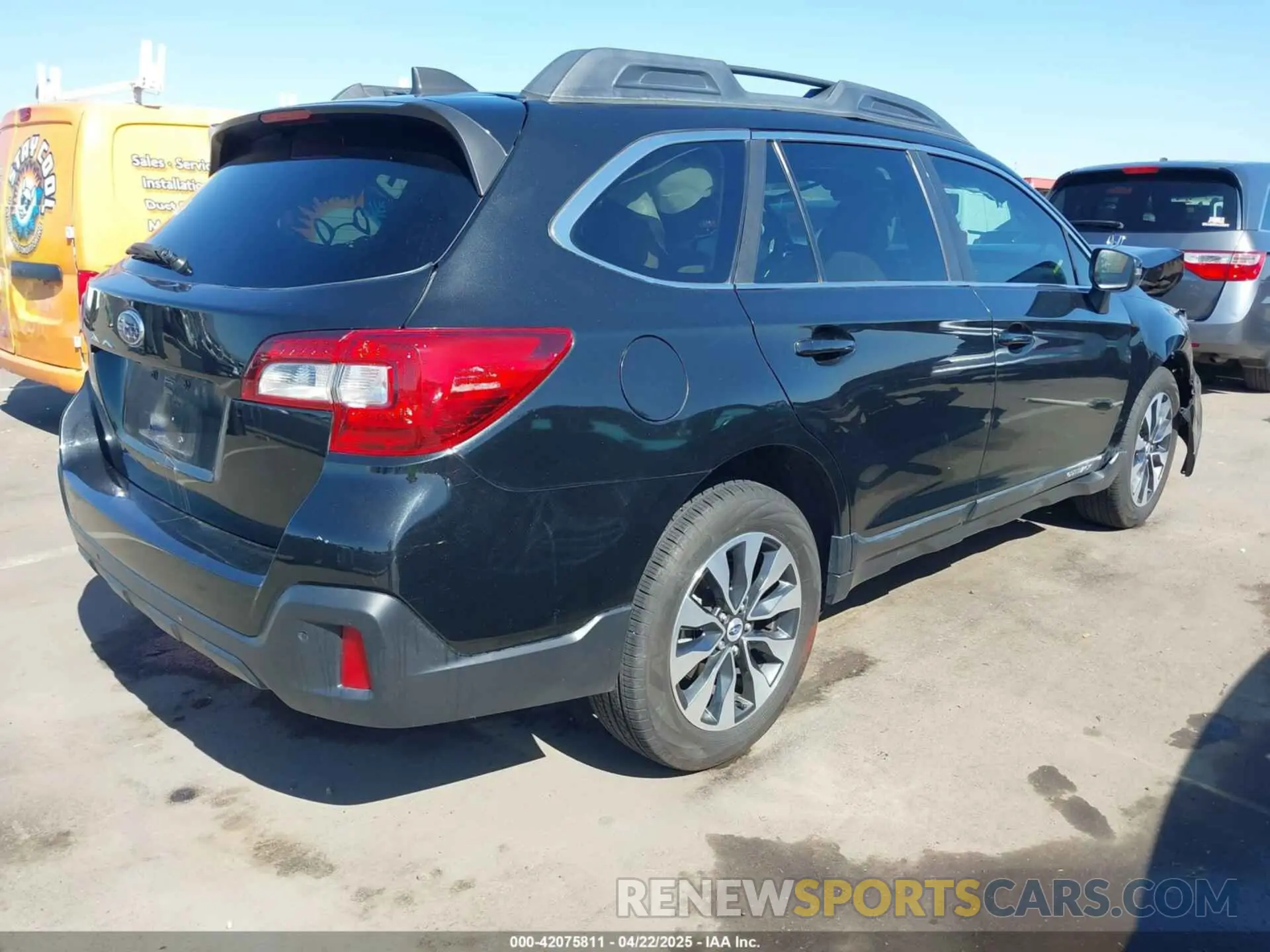 4 Photograph of a damaged car 4S4BSANC3K3358993 SUBARU OUTBACK 2019