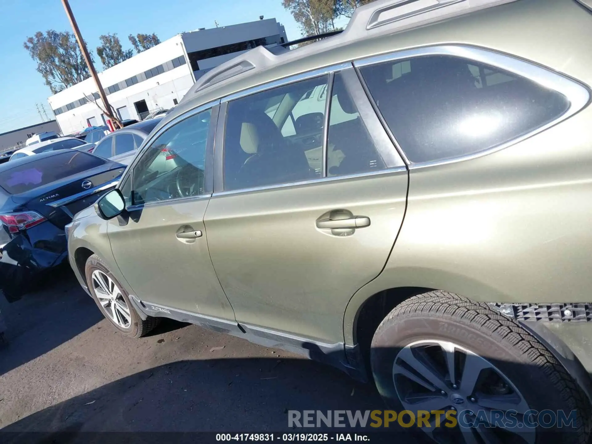 14 Photograph of a damaged car 4S4BSANC5K3215771 SUBARU OUTBACK 2019