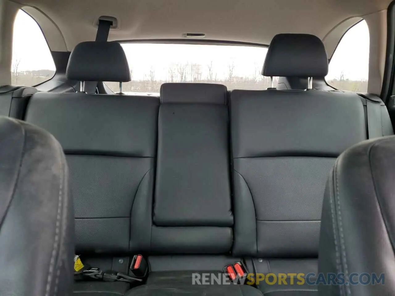 10 Photograph of a damaged car 4S4BSANC5K3223918 SUBARU OUTBACK 2019
