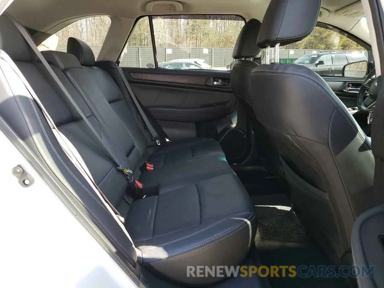 11 Photograph of a damaged car 4S4BSANC5K3273671 SUBARU OUTBACK 2019