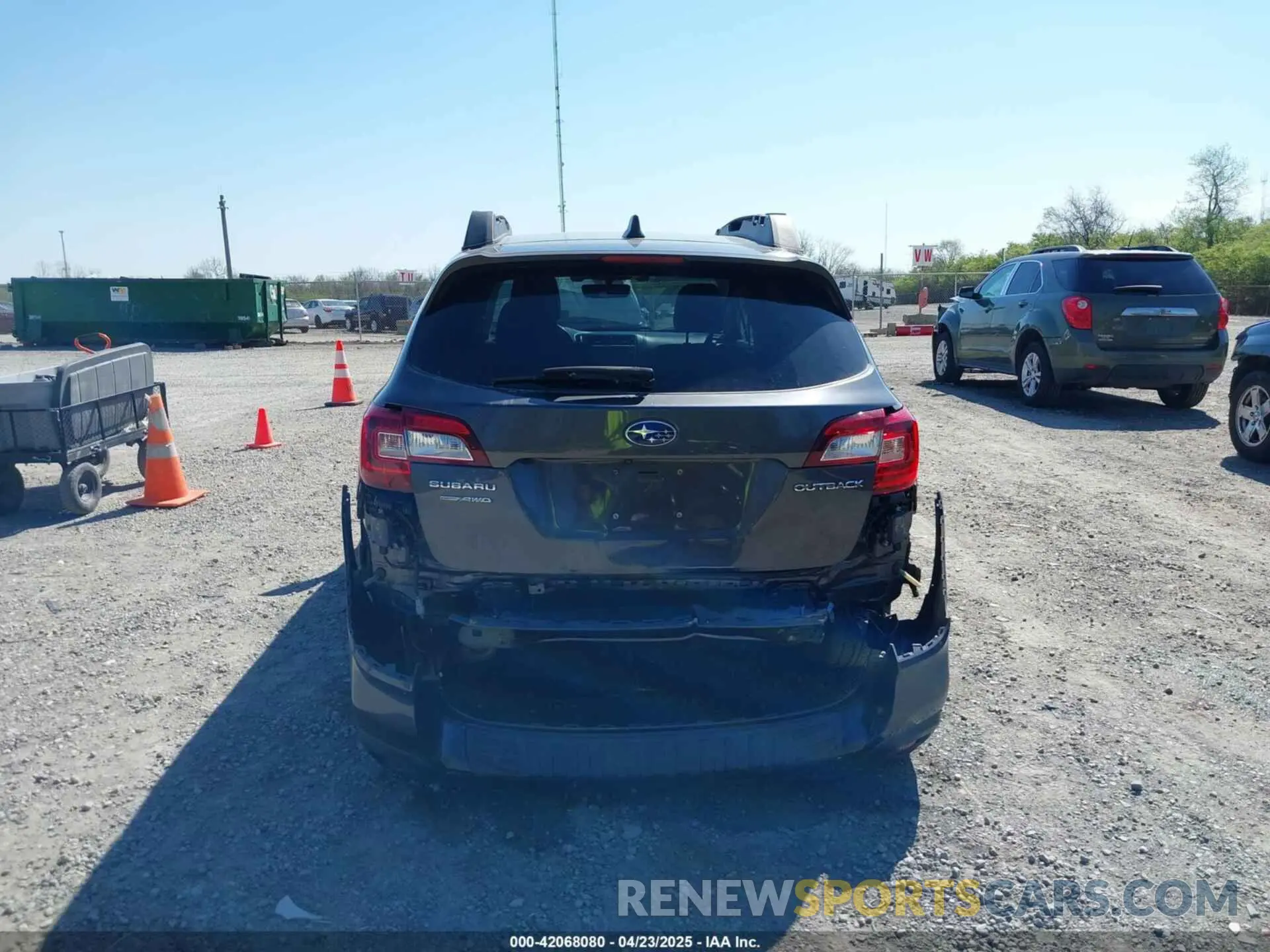 17 Photograph of a damaged car 4S4BSANC5K3294973 SUBARU OUTBACK 2019