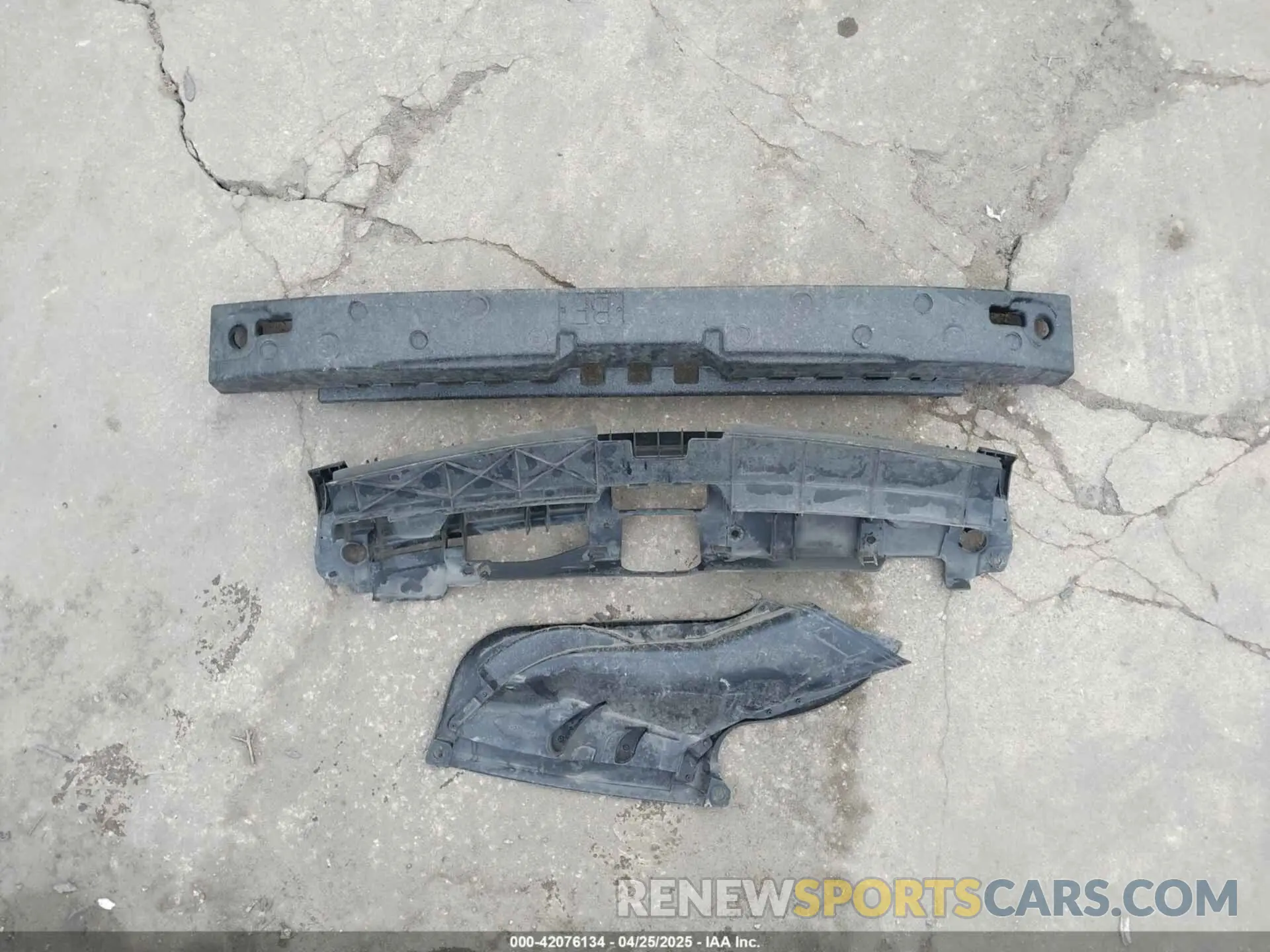 12 Photograph of a damaged car 4S4BSANC6K3382916 SUBARU OUTBACK 2019