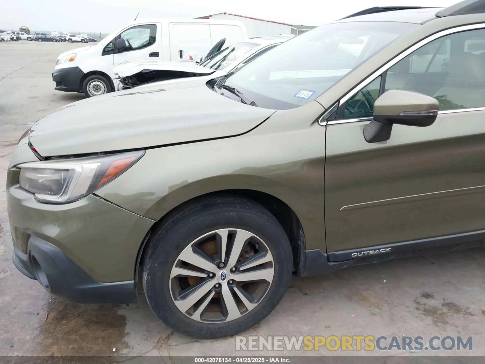 18 Photograph of a damaged car 4S4BSANC6K3382916 SUBARU OUTBACK 2019