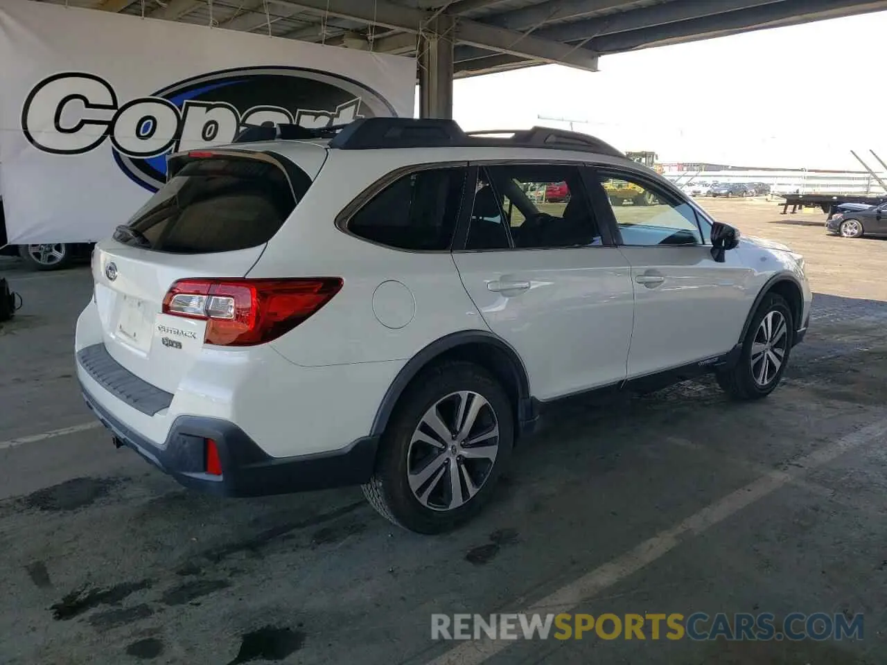 3 Photograph of a damaged car 4S4BSANC7K3381676 SUBARU OUTBACK 2019