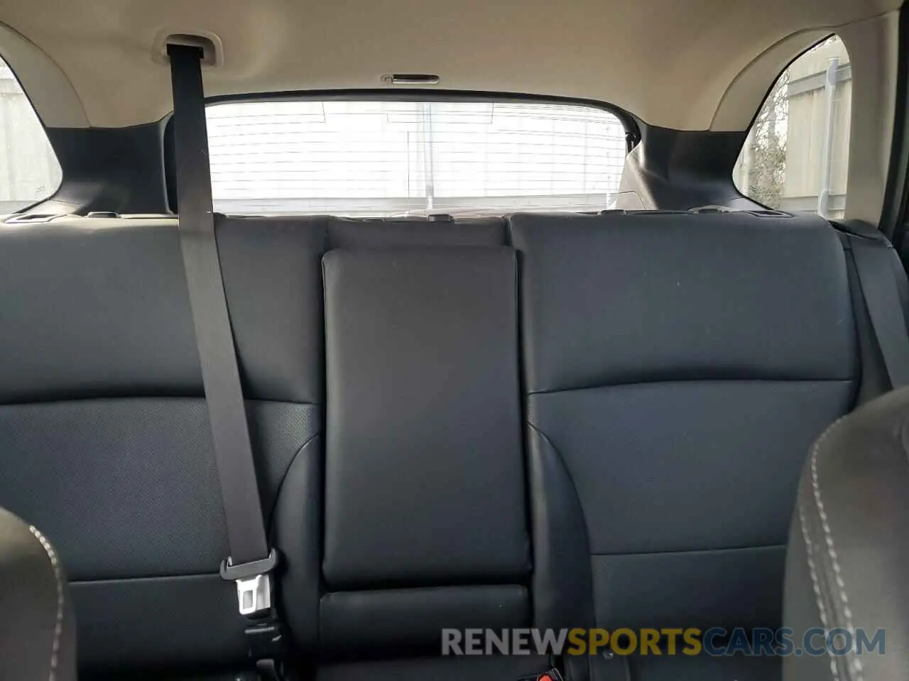 10 Photograph of a damaged car 4S4BSANC8K3305352 SUBARU OUTBACK 2019