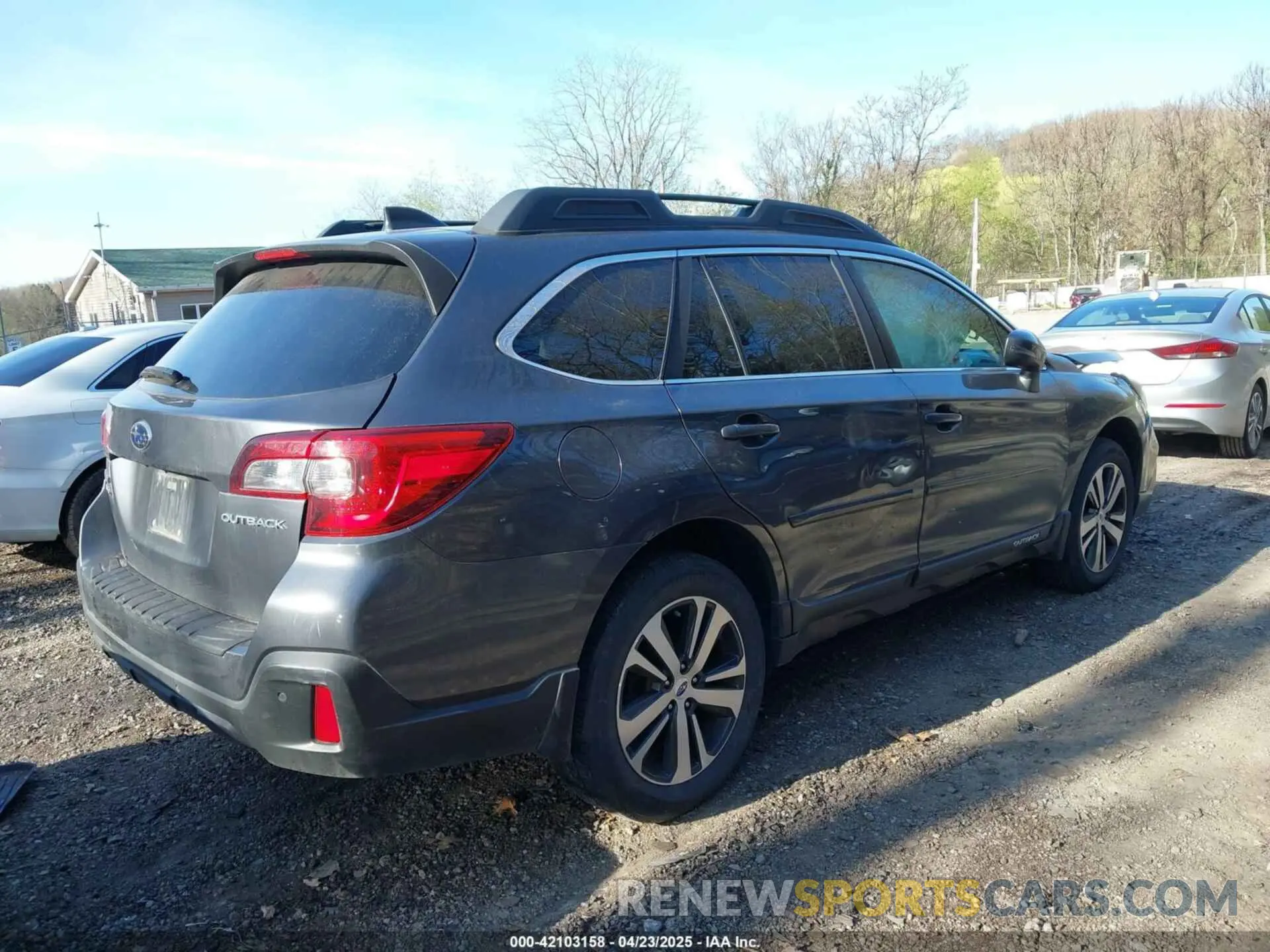 4 Photograph of a damaged car 4S4BSANC8K3355930 SUBARU OUTBACK 2019
