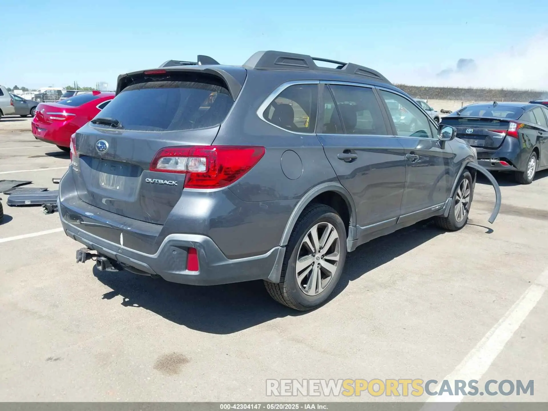 4 Photograph of a damaged car 4S4BSANC9K3355791 SUBARU OUTBACK 2019