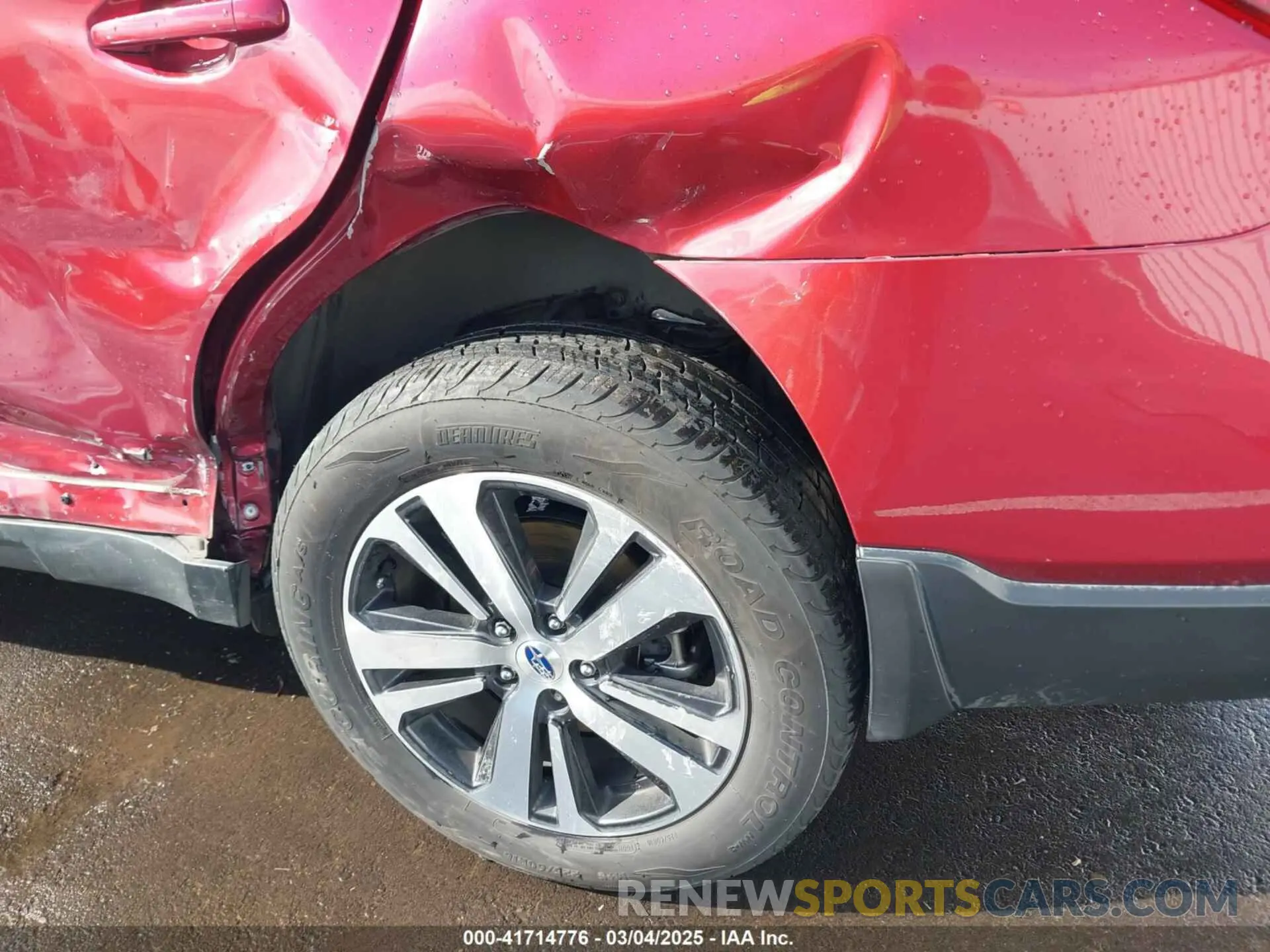 17 Photograph of a damaged car 4S4BSANC9K3368170 SUBARU OUTBACK 2019