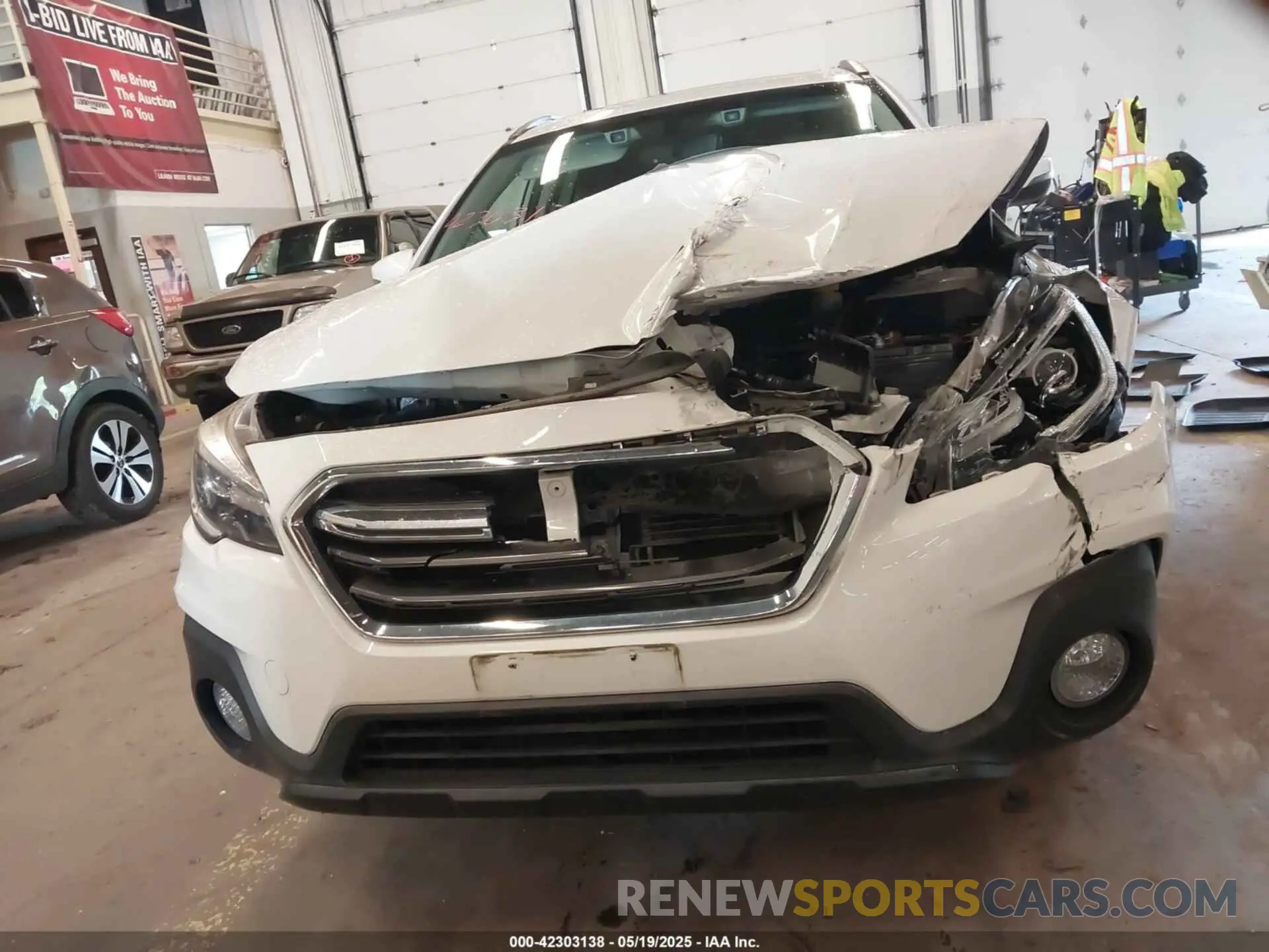 12 Photograph of a damaged car 4S4BSATC5K3283958 SUBARU OUTBACK 2019