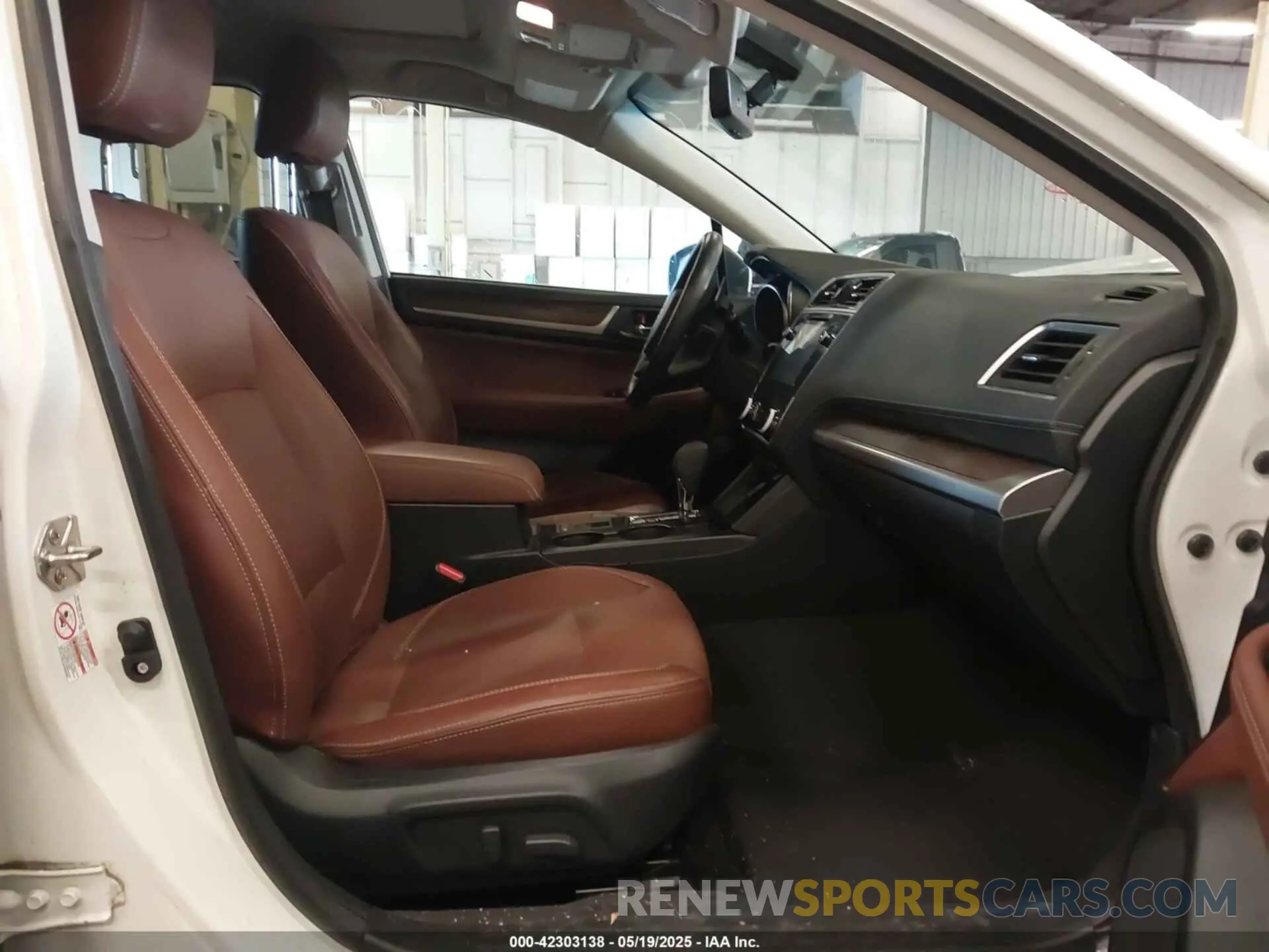 5 Photograph of a damaged car 4S4BSATC5K3283958 SUBARU OUTBACK 2019