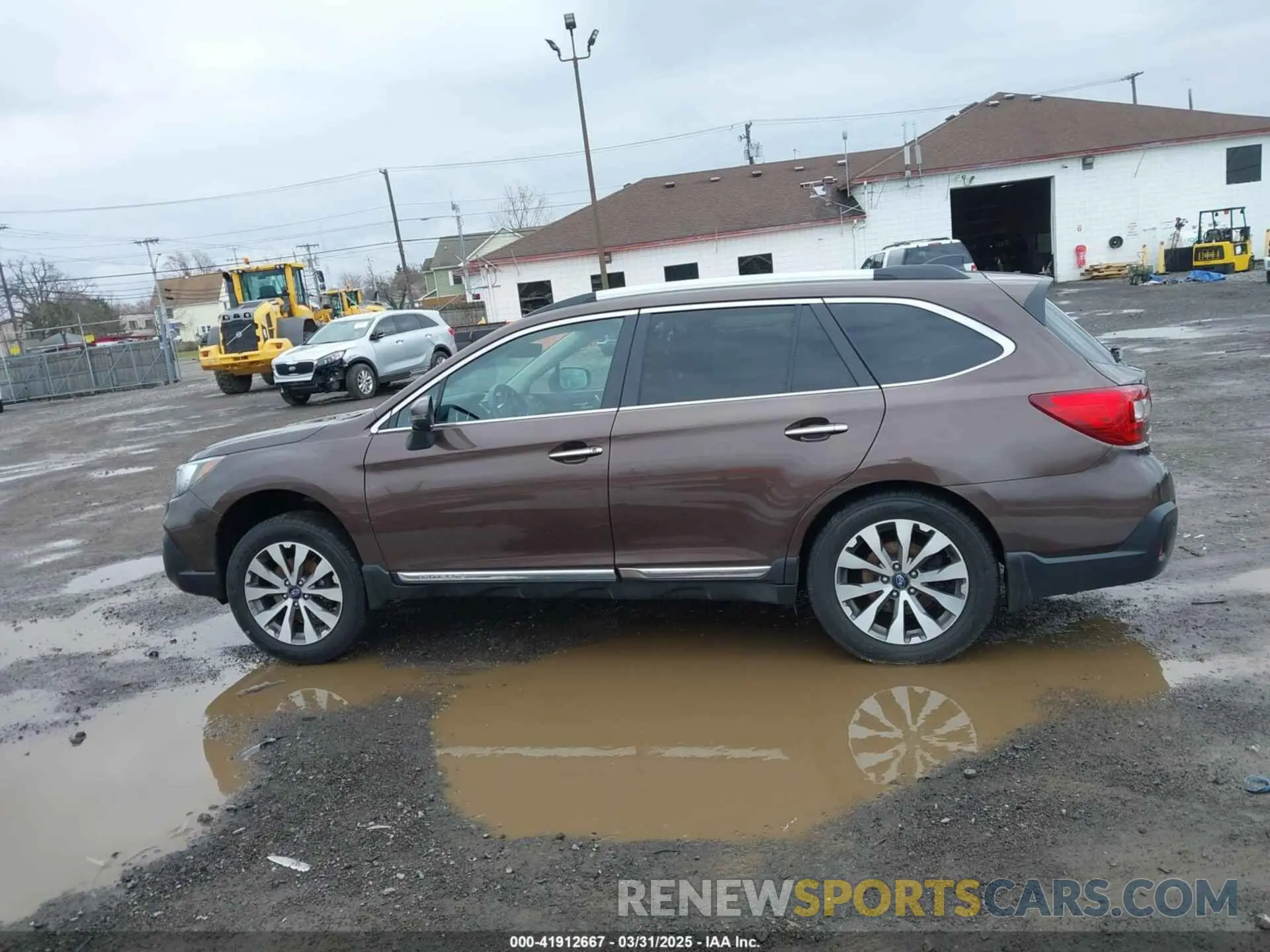 14 Photograph of a damaged car 4S4BSATC9K3298107 SUBARU OUTBACK 2019