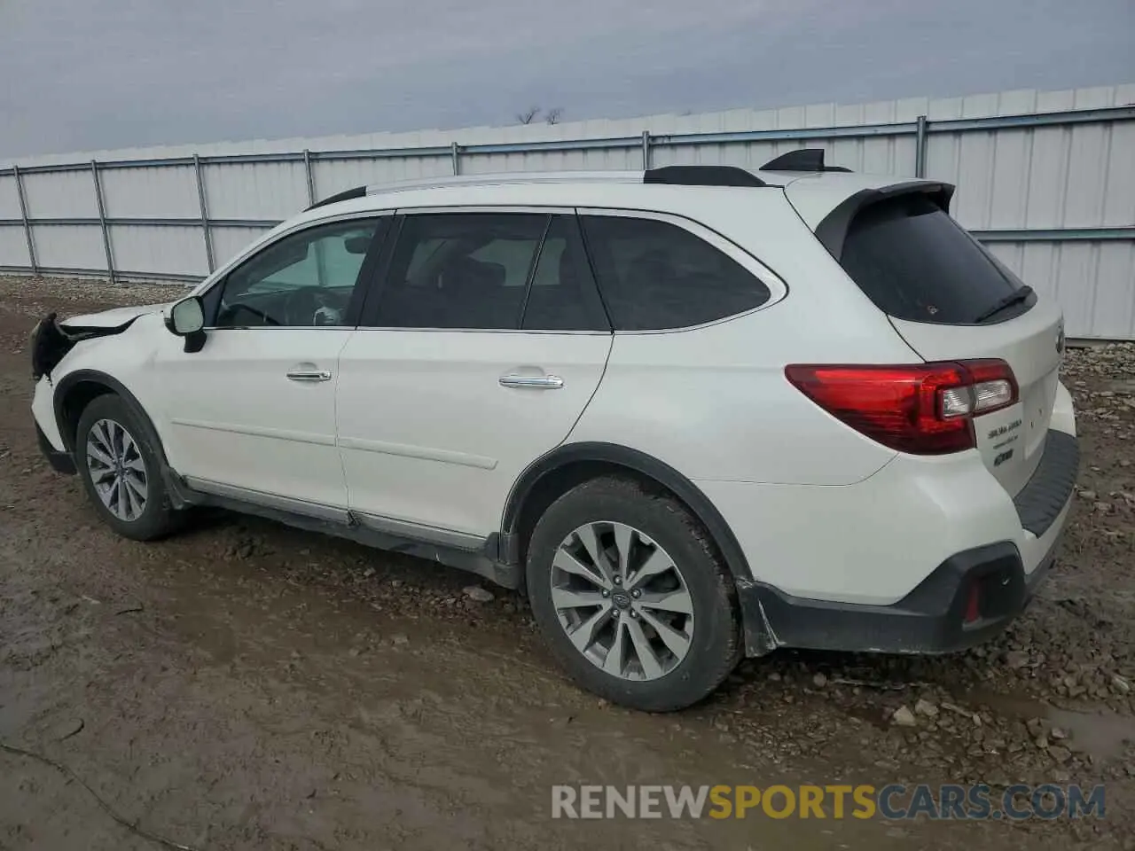 2 Photograph of a damaged car 4S4BSATCXK3267030 SUBARU OUTBACK 2019