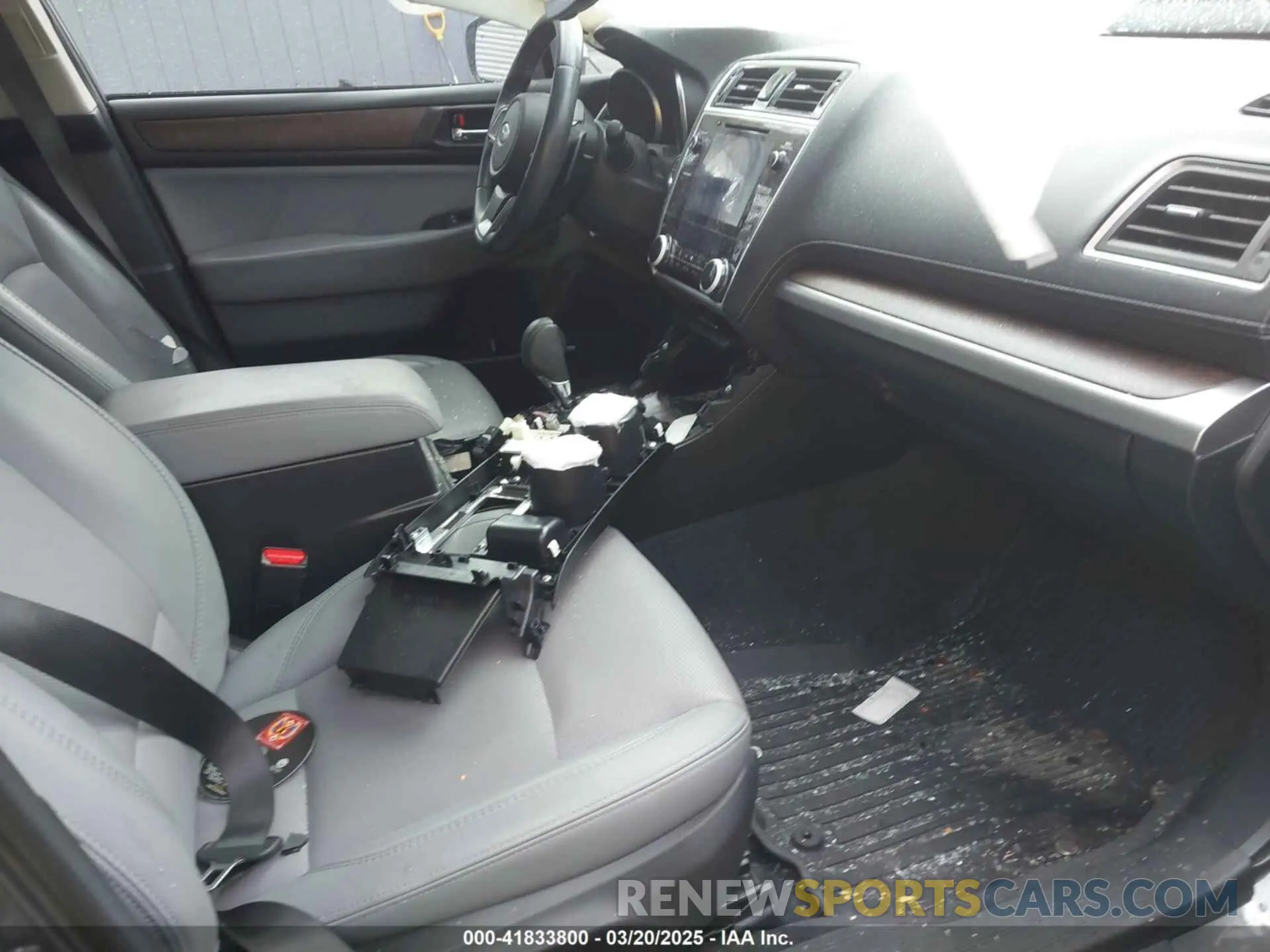 5 Photograph of a damaged car 4S4BSENC5K3307955 SUBARU OUTBACK 2019