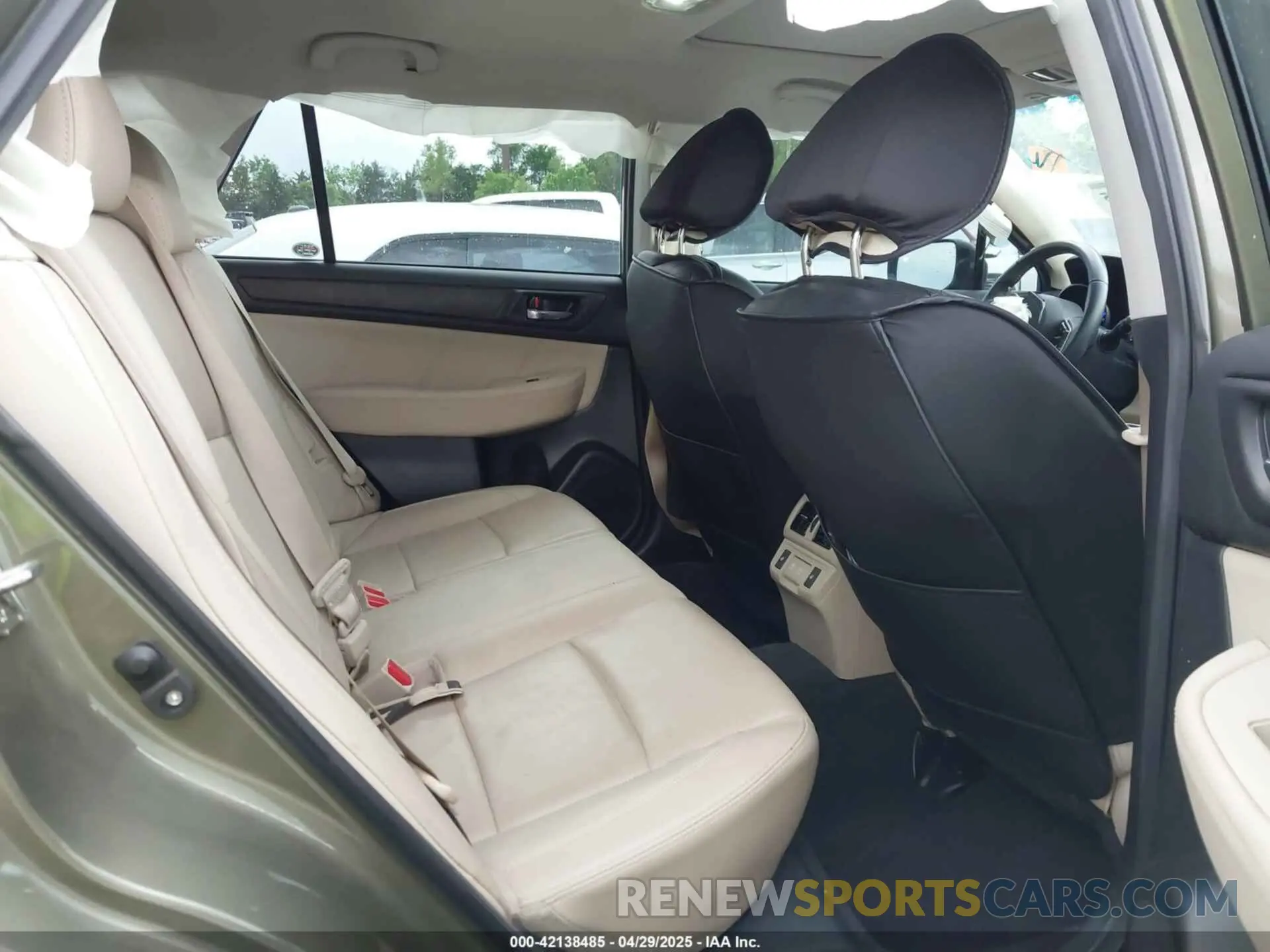 8 Photograph of a damaged car 4S4BSENC6K3316910 SUBARU OUTBACK 2019