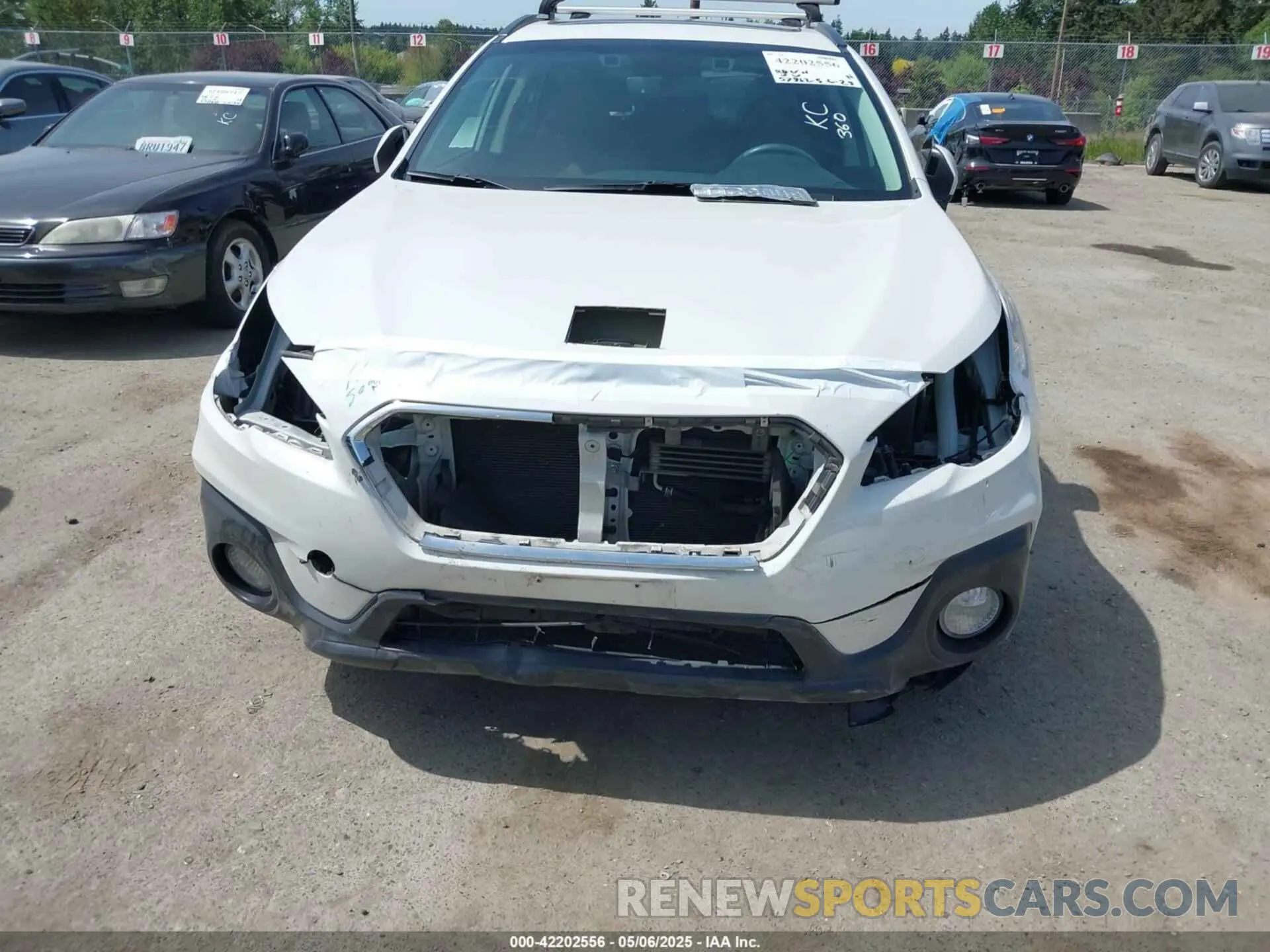 21 Photograph of a damaged car 4S4BSETC0K3261051 SUBARU OUTBACK 2019