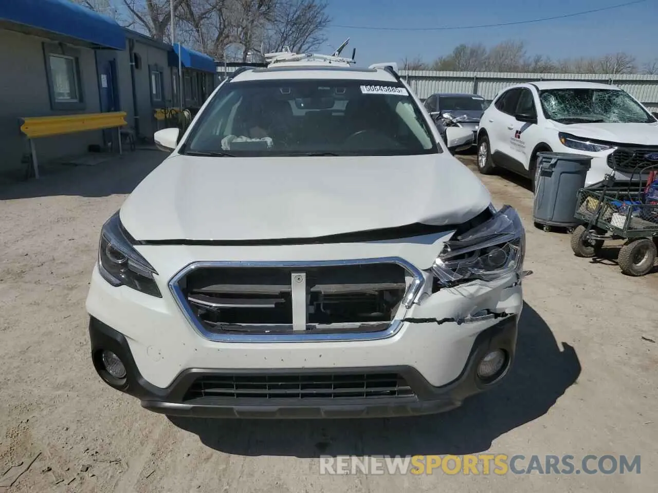 5 Photograph of a damaged car 4S4BSETC1K3235641 SUBARU OUTBACK 2019