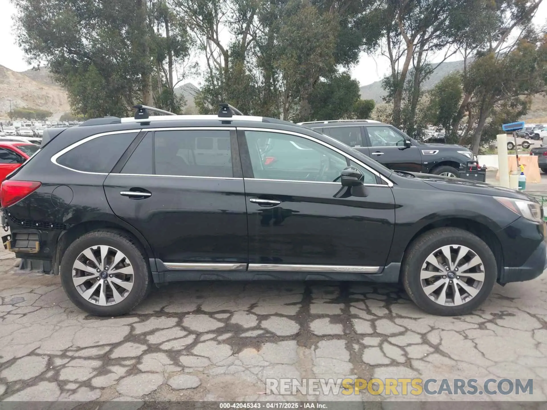 13 Photograph of a damaged car 4S4BSETC2K3217455 SUBARU OUTBACK 2019