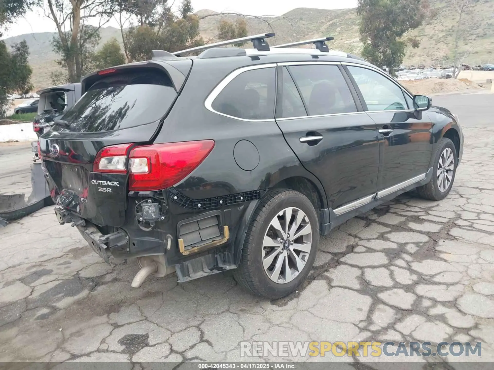 4 Photograph of a damaged car 4S4BSETC2K3217455 SUBARU OUTBACK 2019