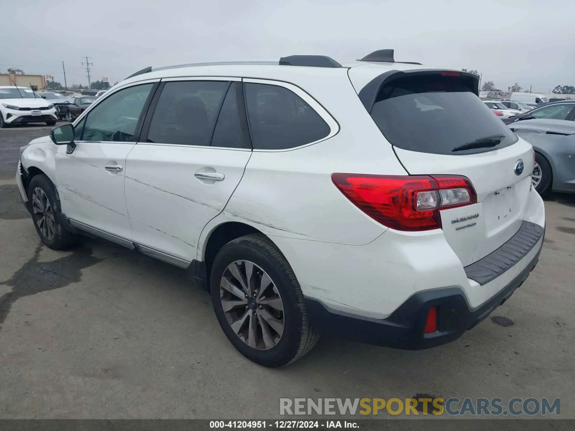 3 Photograph of a damaged car 4S4BSETC2K3323307 SUBARU OUTBACK 2019