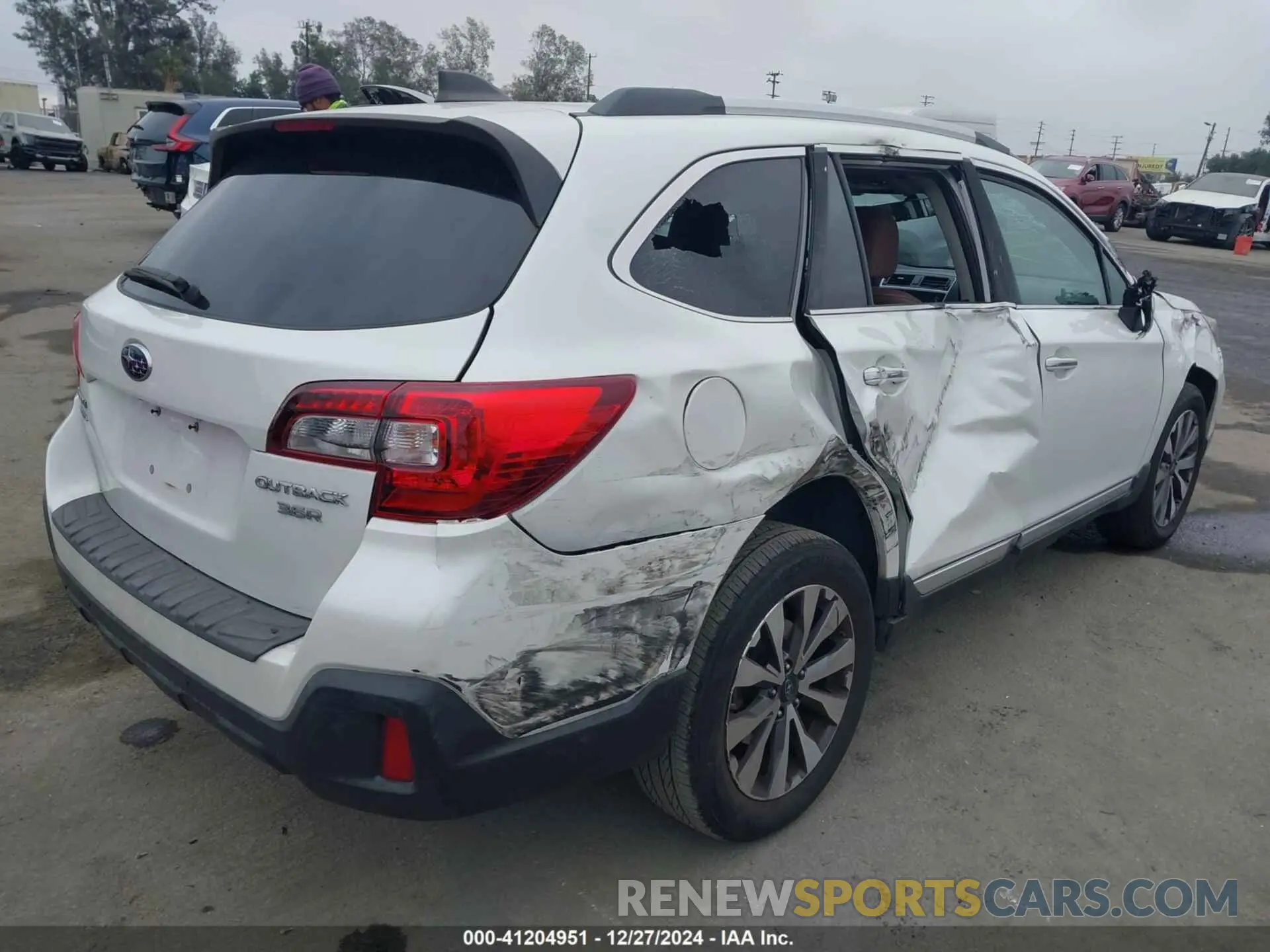 4 Photograph of a damaged car 4S4BSETC2K3323307 SUBARU OUTBACK 2019