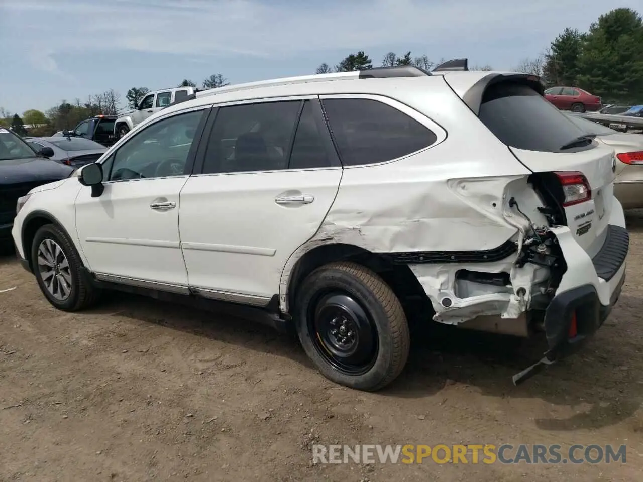 2 Photograph of a damaged car 4S4BSETC6K3222366 SUBARU OUTBACK 2019