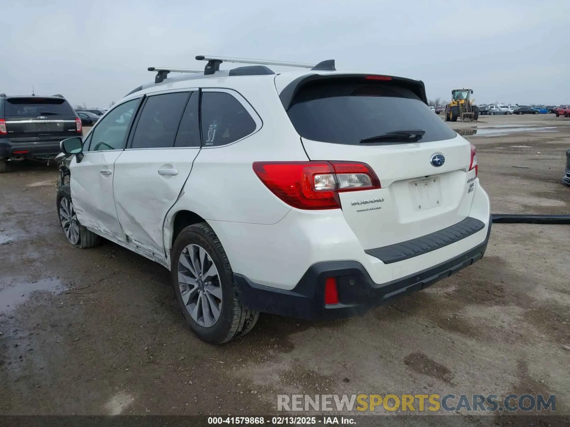 3 Photograph of a damaged car 4S4BSETC7K3348901 SUBARU OUTBACK 2019