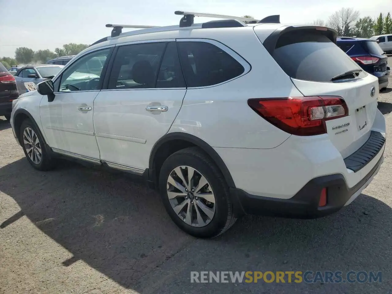 2 Photograph of a damaged car 4S4BSETC9K3383052 SUBARU OUTBACK 2019