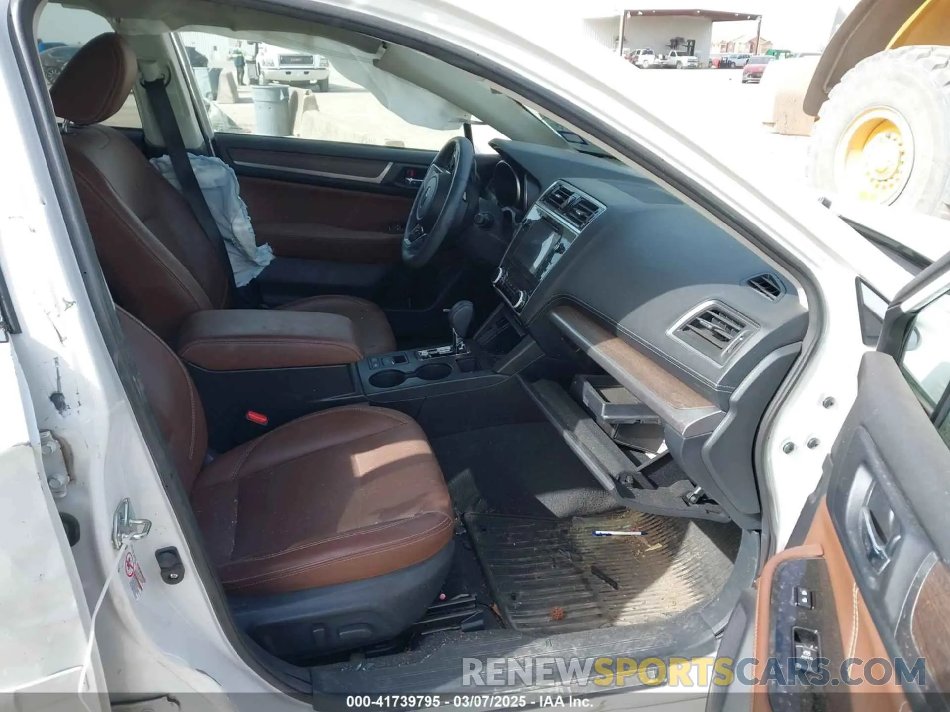 5 Photograph of a damaged car 4S4BSETCXK3242989 SUBARU OUTBACK 2019
