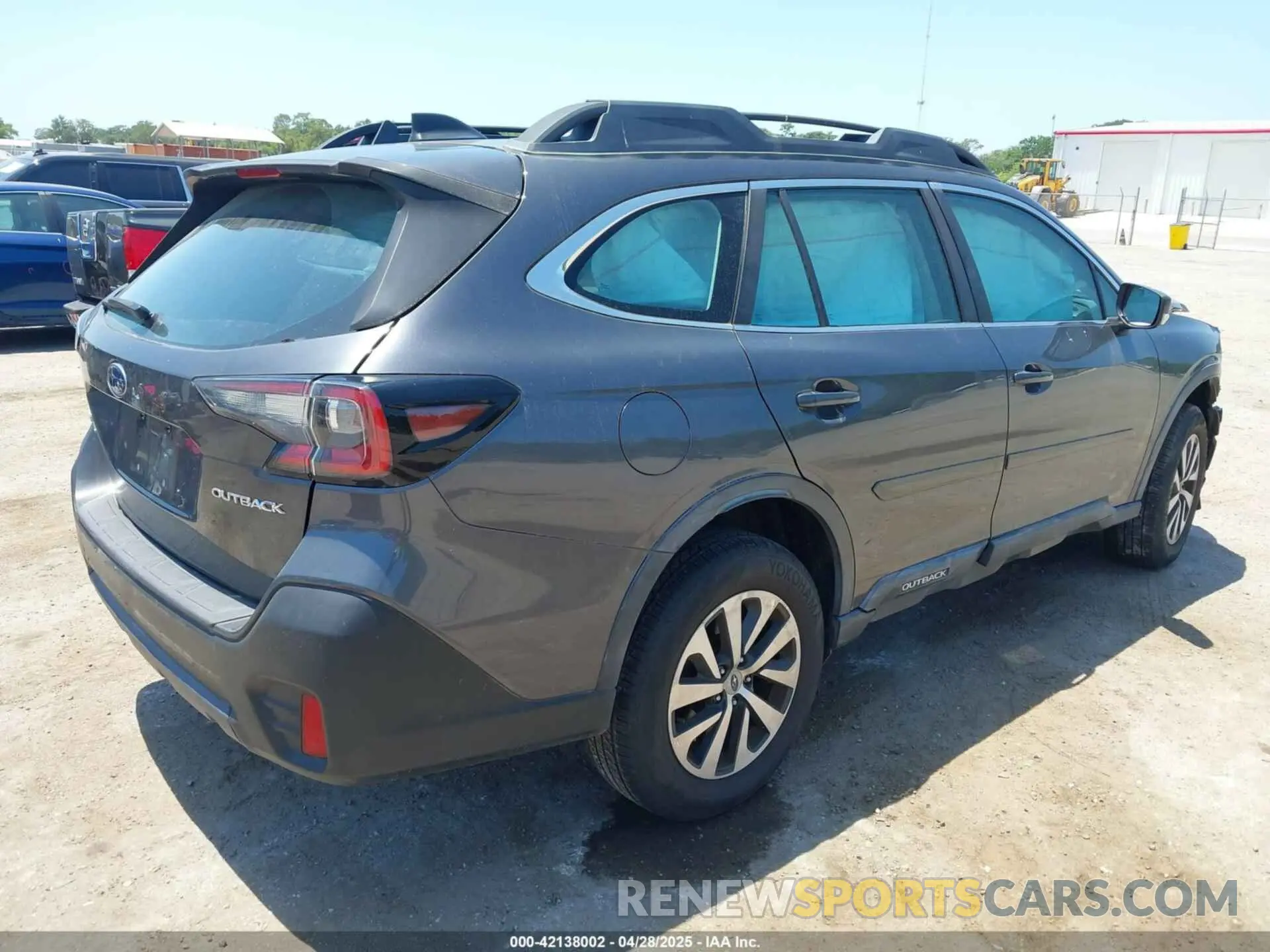 4 Photograph of a damaged car 4S4BTAAC2L3143528 SUBARU OUTBACK 2020