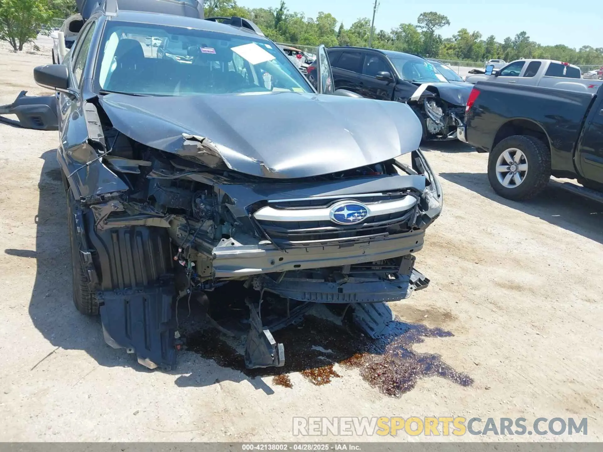 6 Photograph of a damaged car 4S4BTAAC2L3143528 SUBARU OUTBACK 2020
