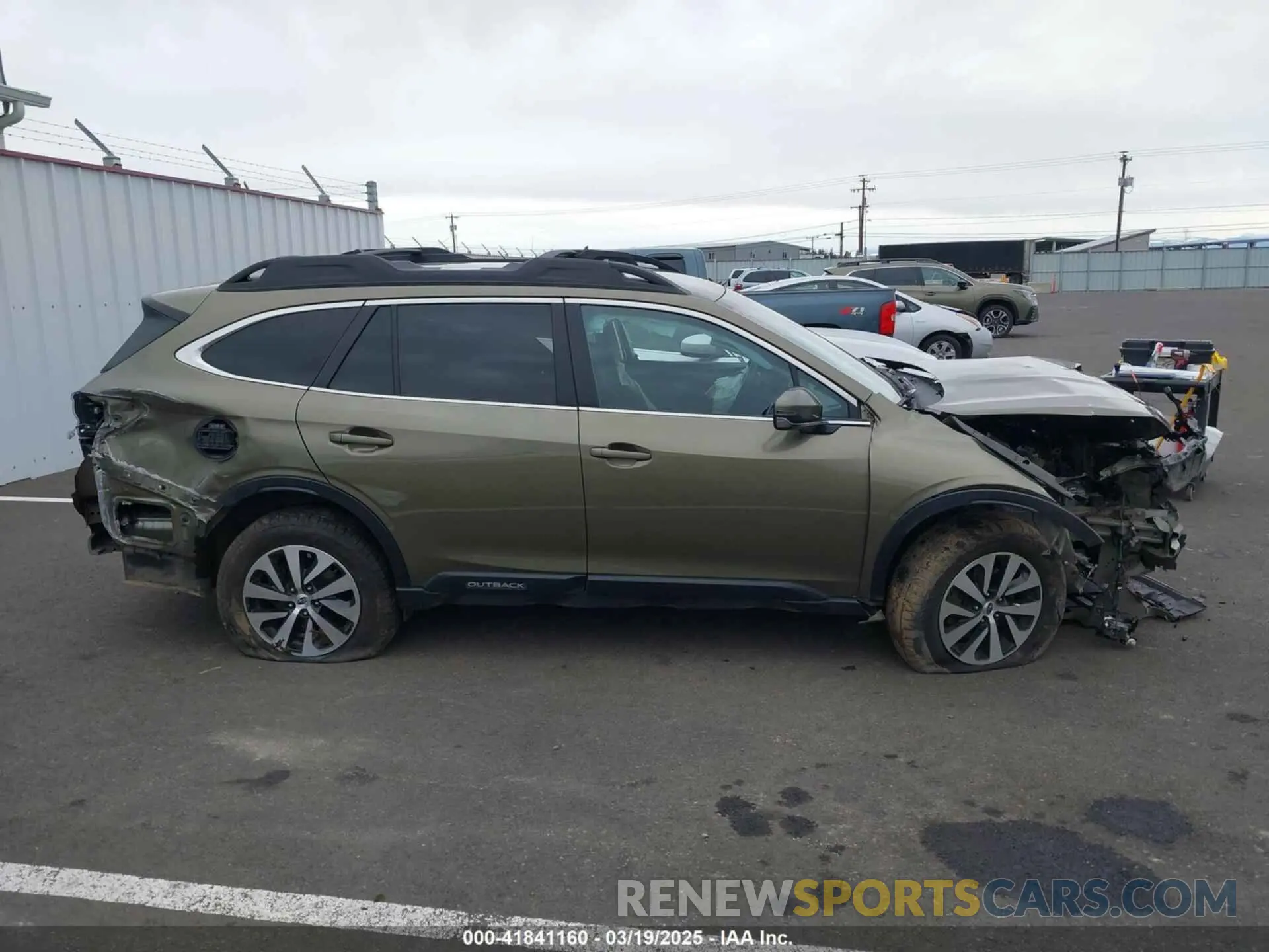 12 Photograph of a damaged car 4S4BTACC1L3175707 SUBARU OUTBACK 2020