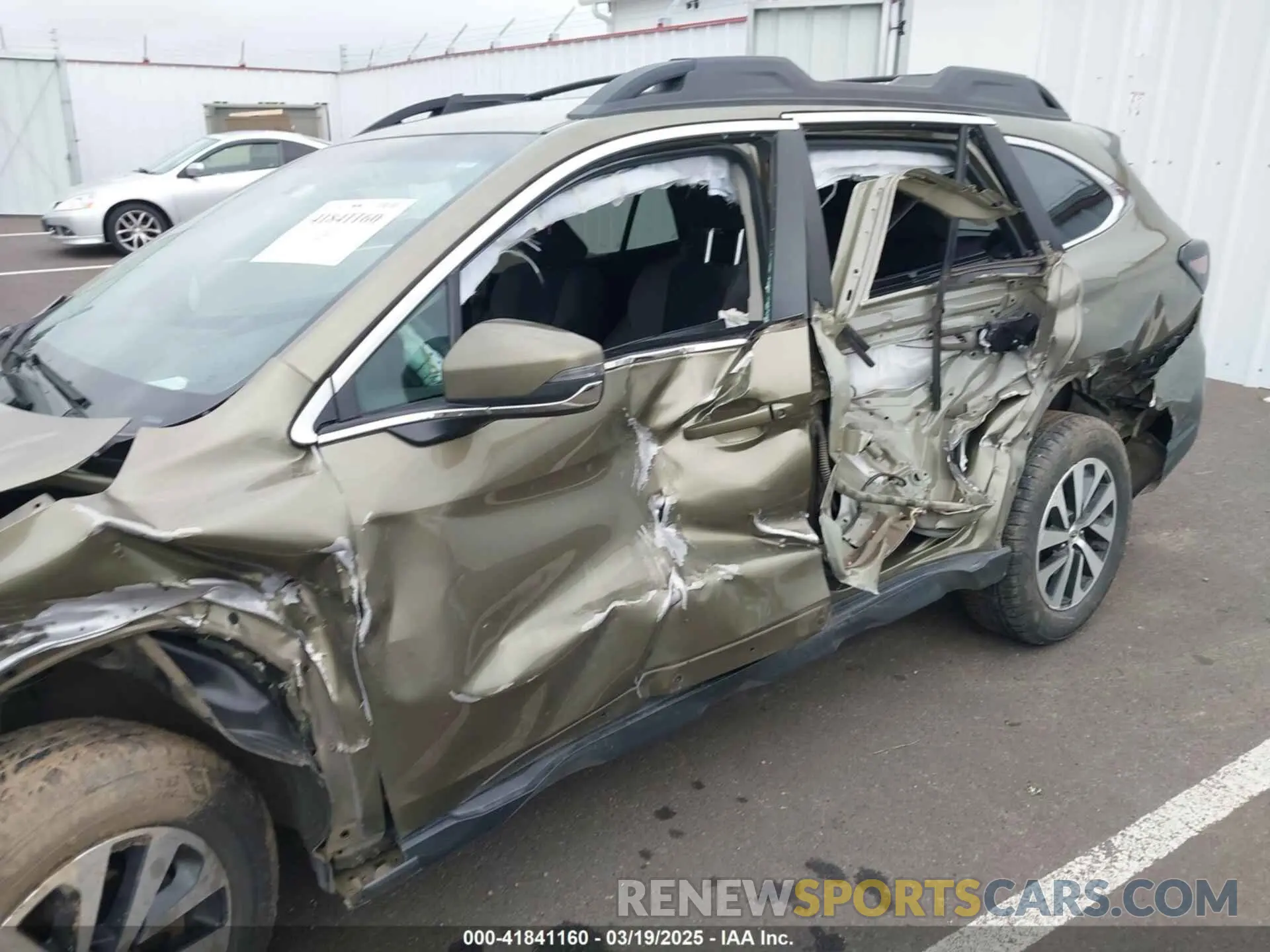 16 Photograph of a damaged car 4S4BTACC1L3175707 SUBARU OUTBACK 2020