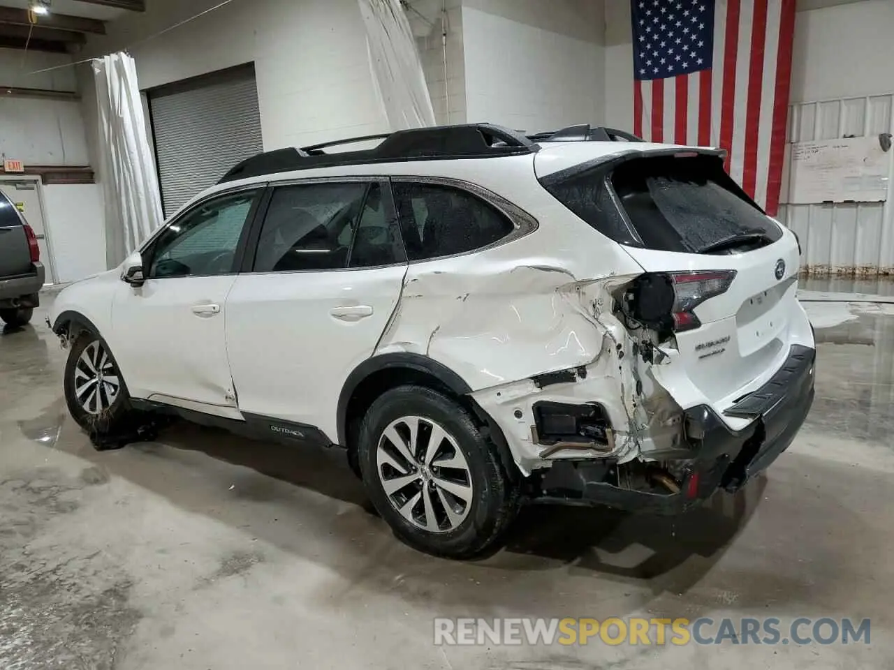 2 Photograph of a damaged car 4S4BTACC1L3190692 SUBARU OUTBACK 2020