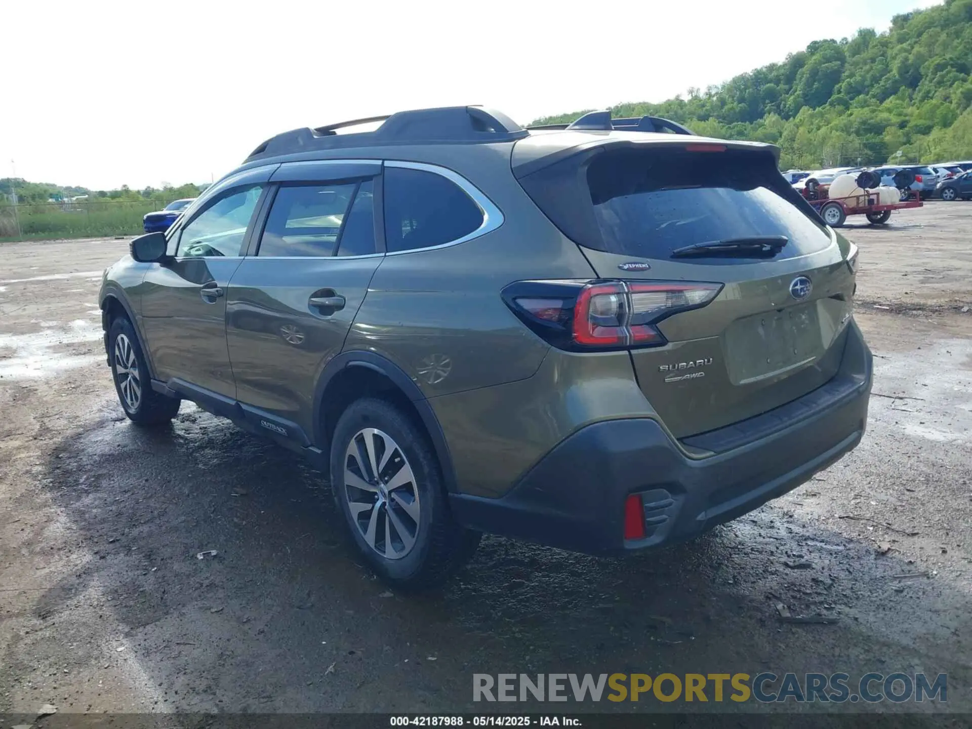 3 Photograph of a damaged car 4S4BTACC1L3224596 SUBARU OUTBACK 2020