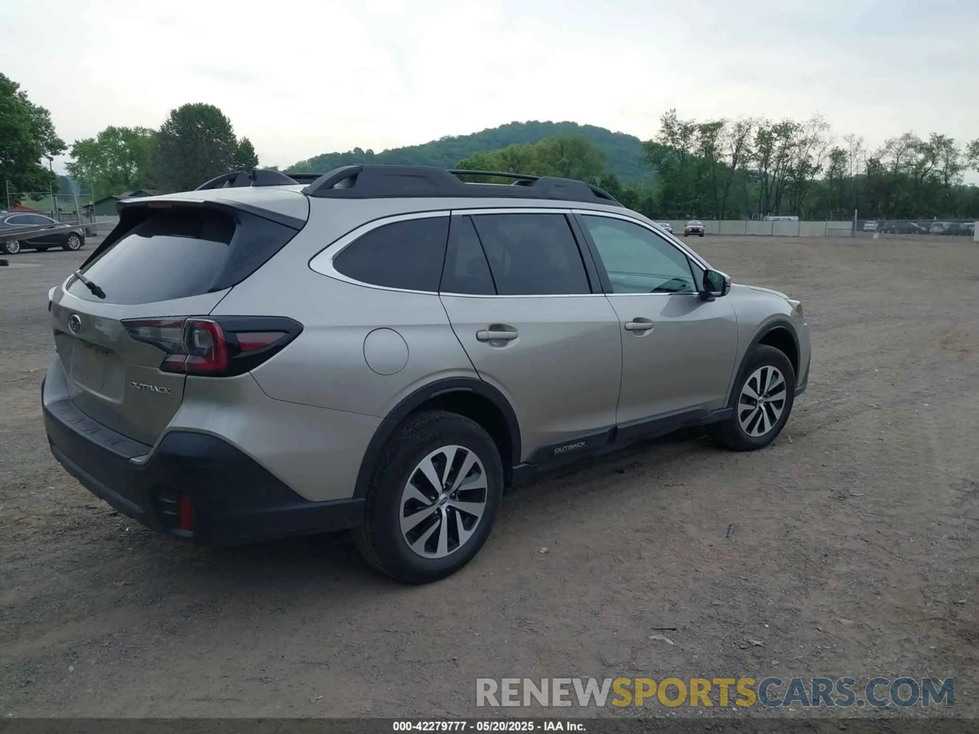 4 Photograph of a damaged car 4S4BTACC5L3263126 SUBARU OUTBACK 2020