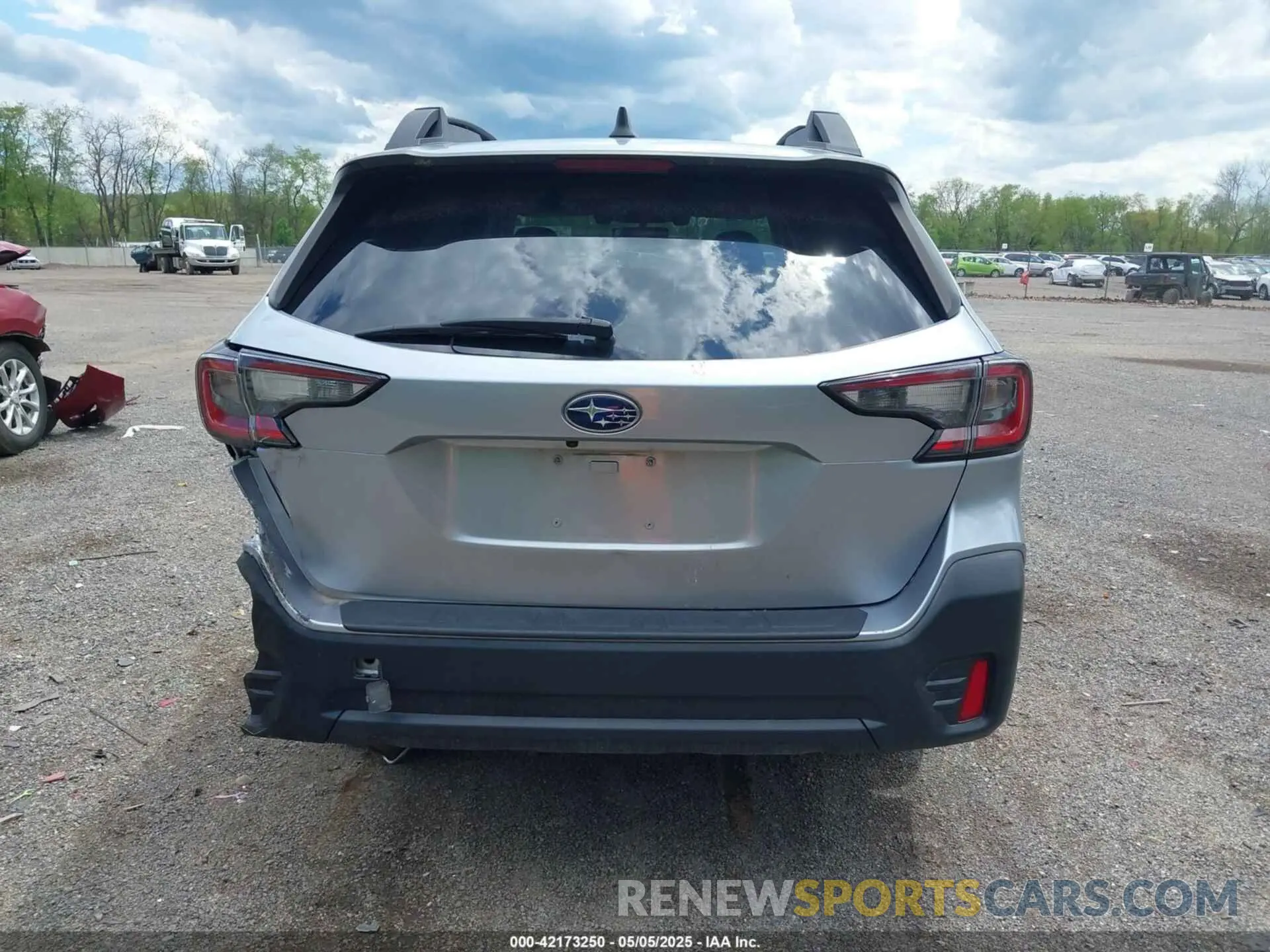 16 Photograph of a damaged car 4S4BTACC6L3127894 SUBARU OUTBACK 2020