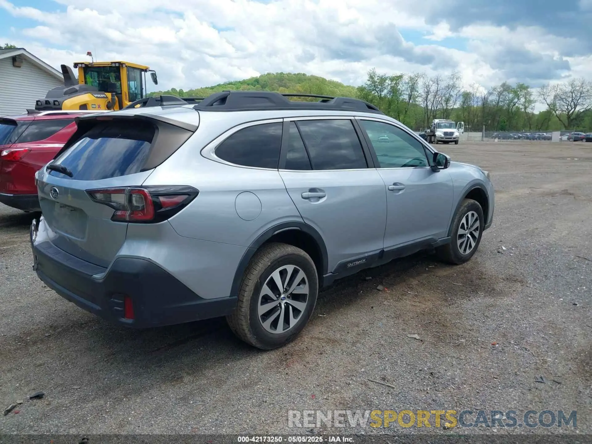 4 Photograph of a damaged car 4S4BTACC6L3127894 SUBARU OUTBACK 2020