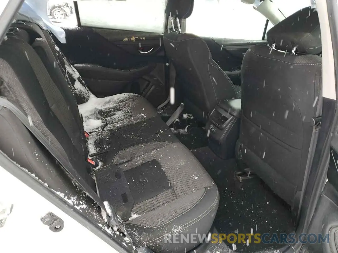 11 Photograph of a damaged car 4S4BTACC6L3264088 SUBARU OUTBACK 2020