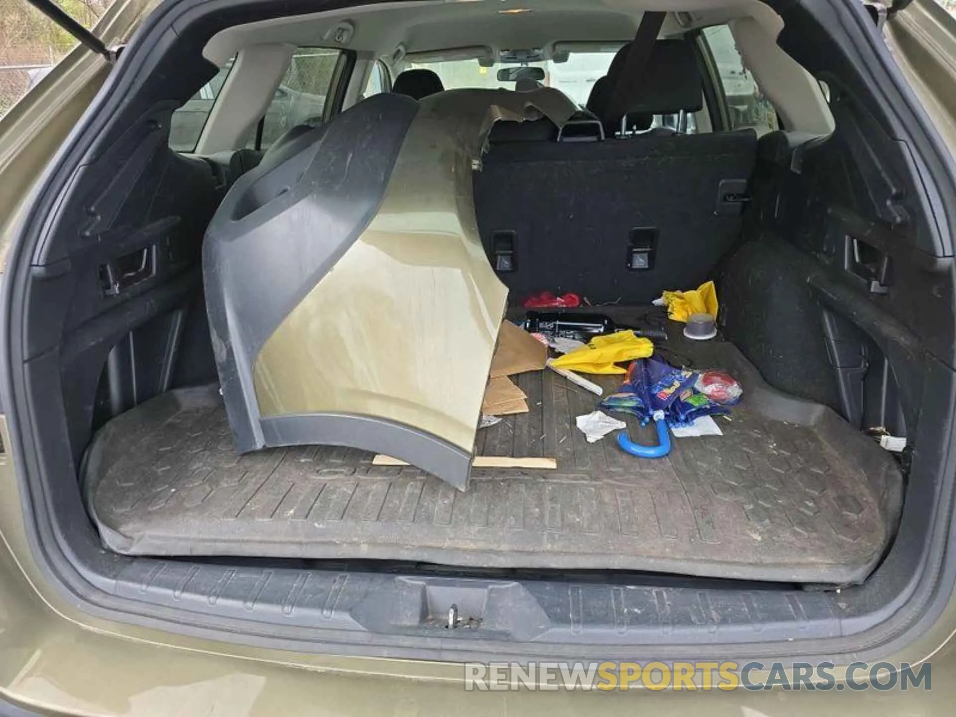 9 Photograph of a damaged car 4S4BTACC7L3146597 SUBARU OUTBACK 2020