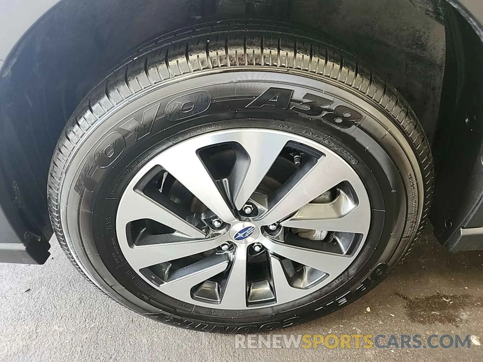 8 Photograph of a damaged car 4S4BTACC8L3147449 SUBARU OUTBACK 2020
