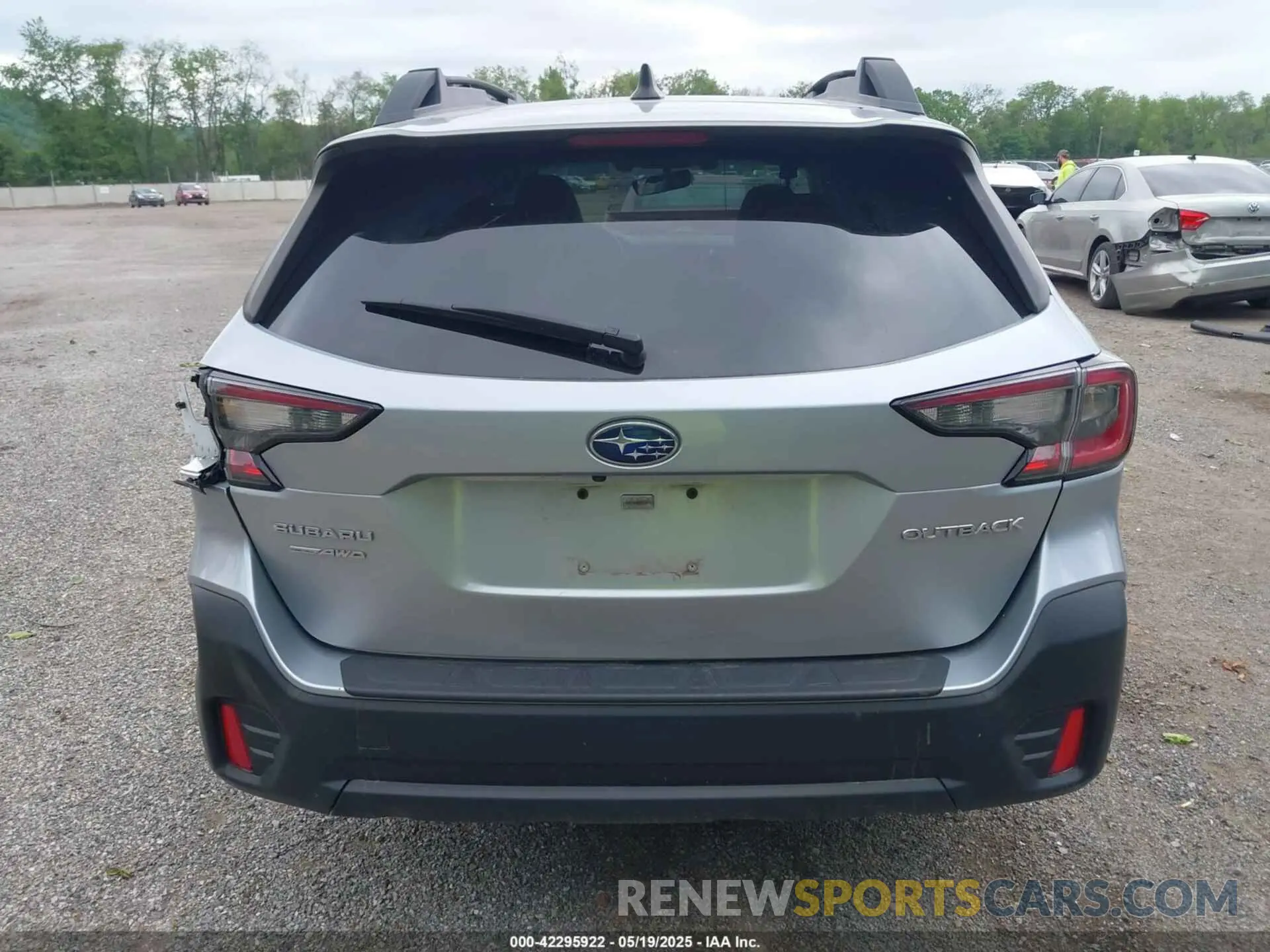 16 Photograph of a damaged car 4S4BTACC8L3230881 SUBARU OUTBACK 2020