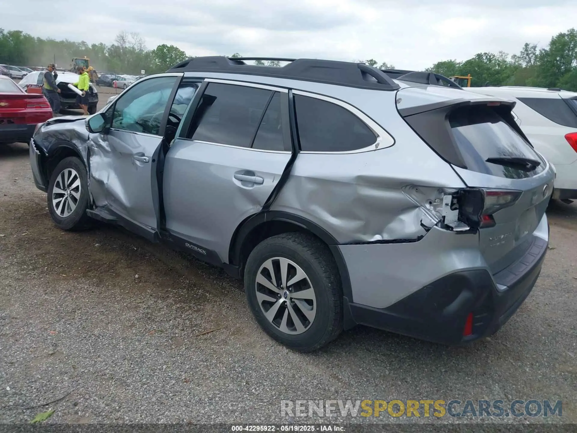 3 Photograph of a damaged car 4S4BTACC8L3230881 SUBARU OUTBACK 2020