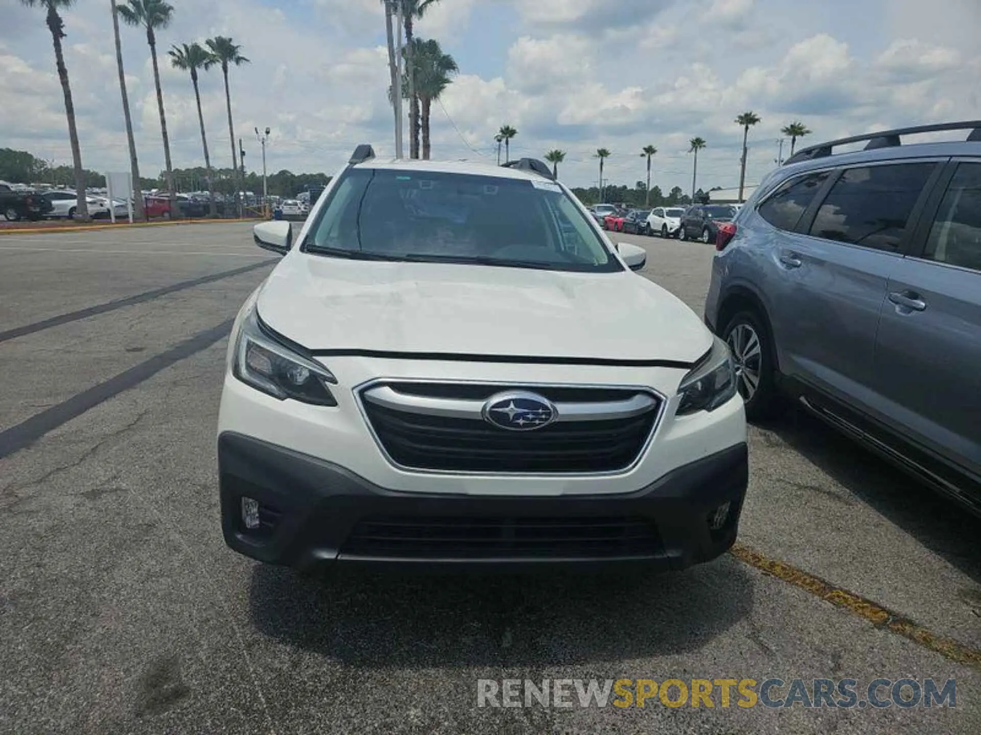 17 Photograph of a damaged car 4S4BTACC9L3141725 SUBARU OUTBACK 2020