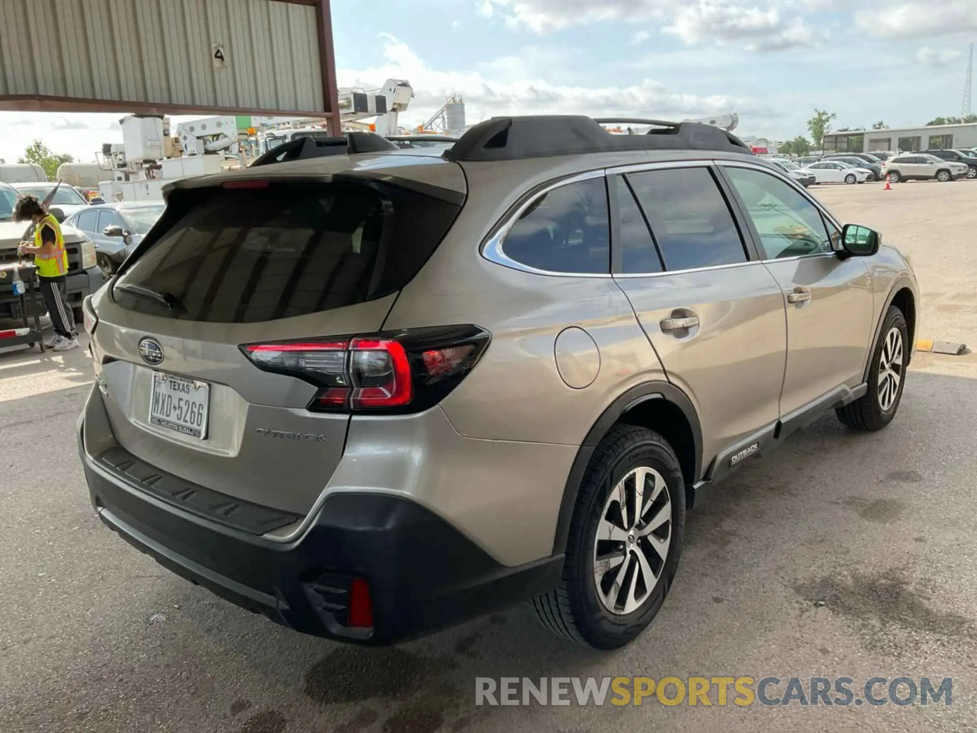 26 Photograph of a damaged car 4S4BTACC9L3142146 SUBARU OUTBACK 2020
