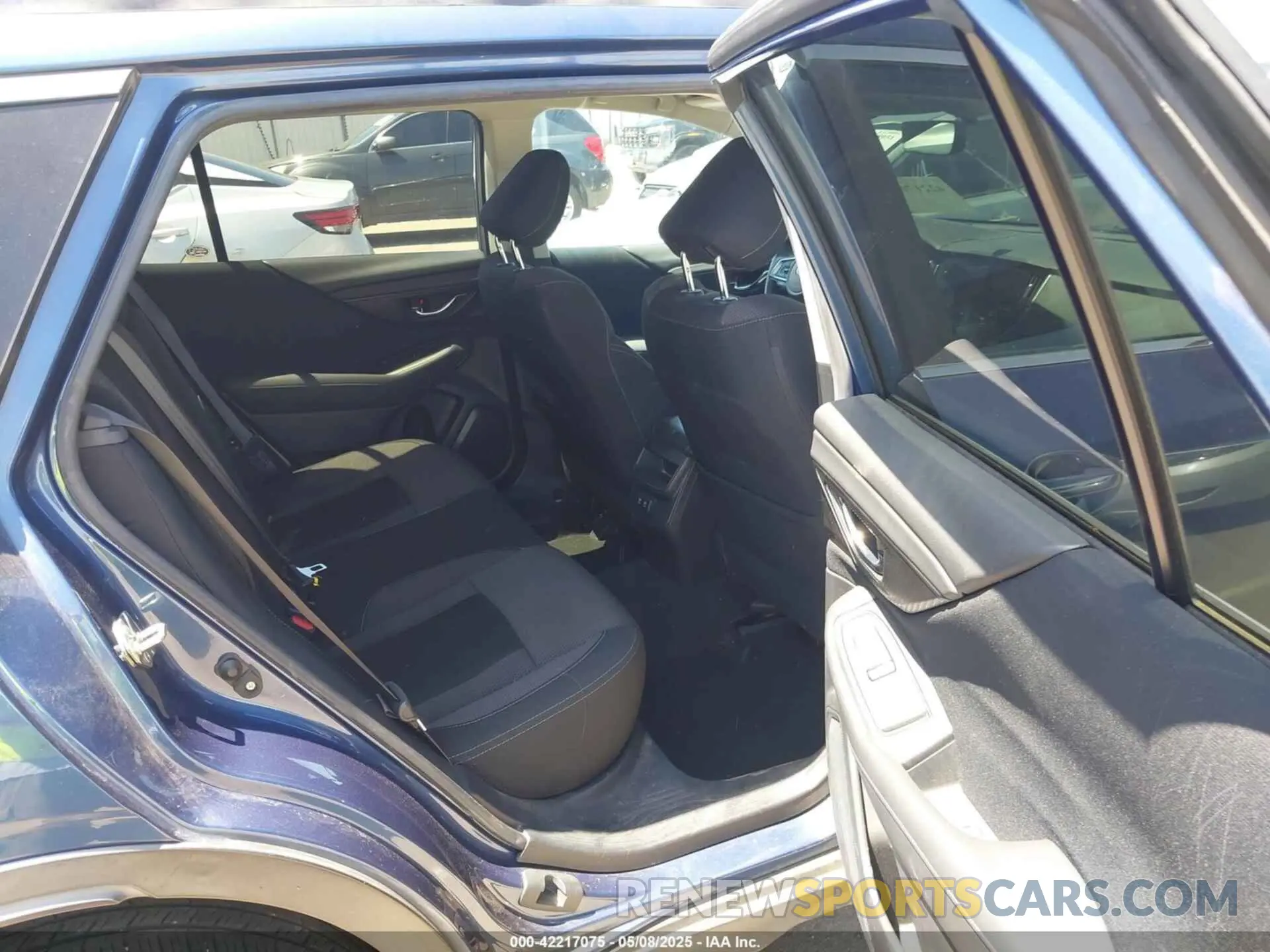 8 Photograph of a damaged car 4S4BTACC9L3229741 SUBARU OUTBACK 2020