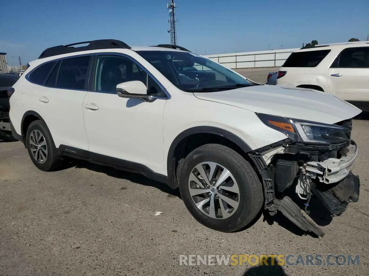 4 Photograph of a damaged car 4S4BTACCXL3197107 SUBARU OUTBACK 2020