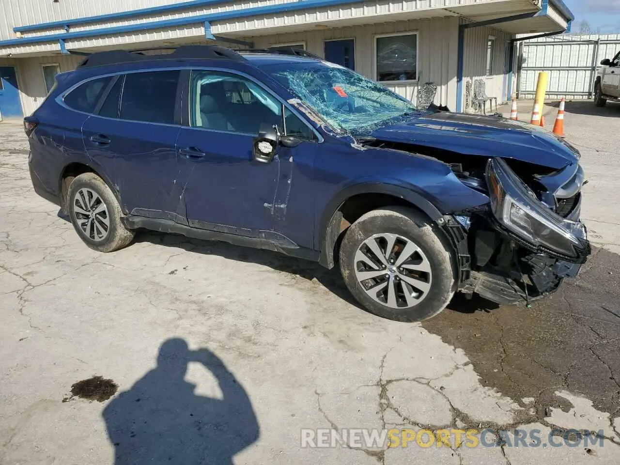 4 Photograph of a damaged car 4S4BTACCXL3248508 SUBARU OUTBACK 2020